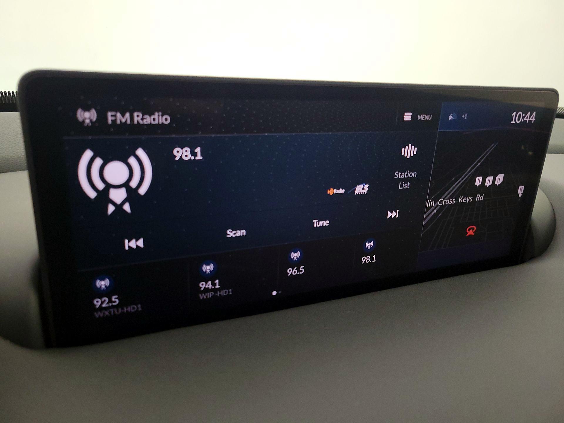 Thumbnail: 2025 Acura TLX - 16