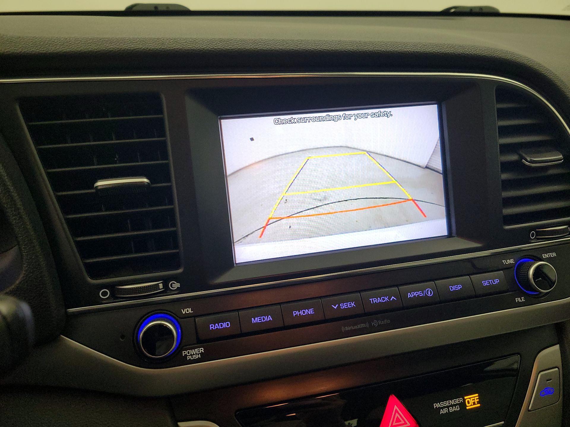 Thumbnail: 2018 Hyundai Elantra - 15