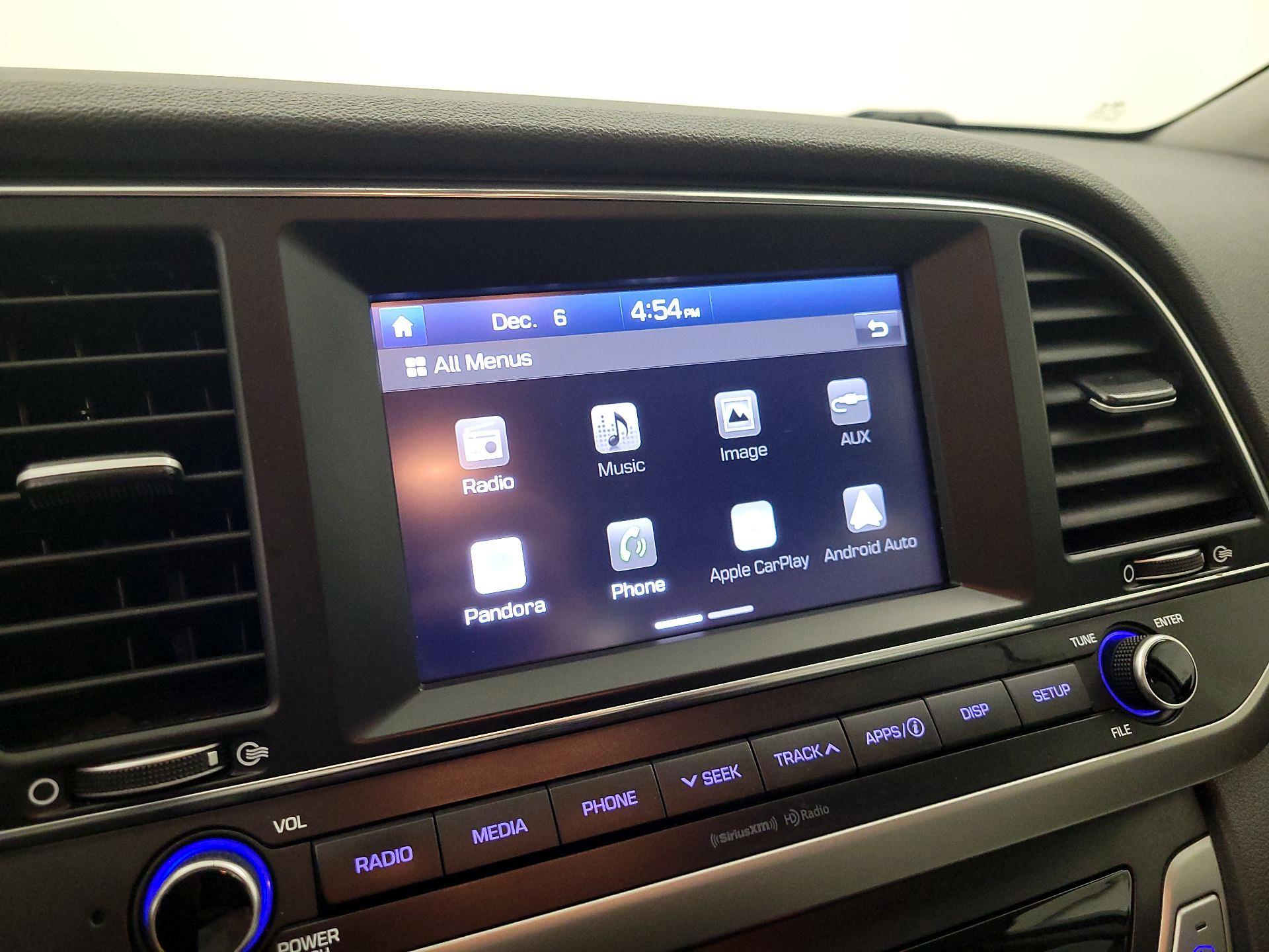 Thumbnail: 2018 Hyundai Elantra - 16