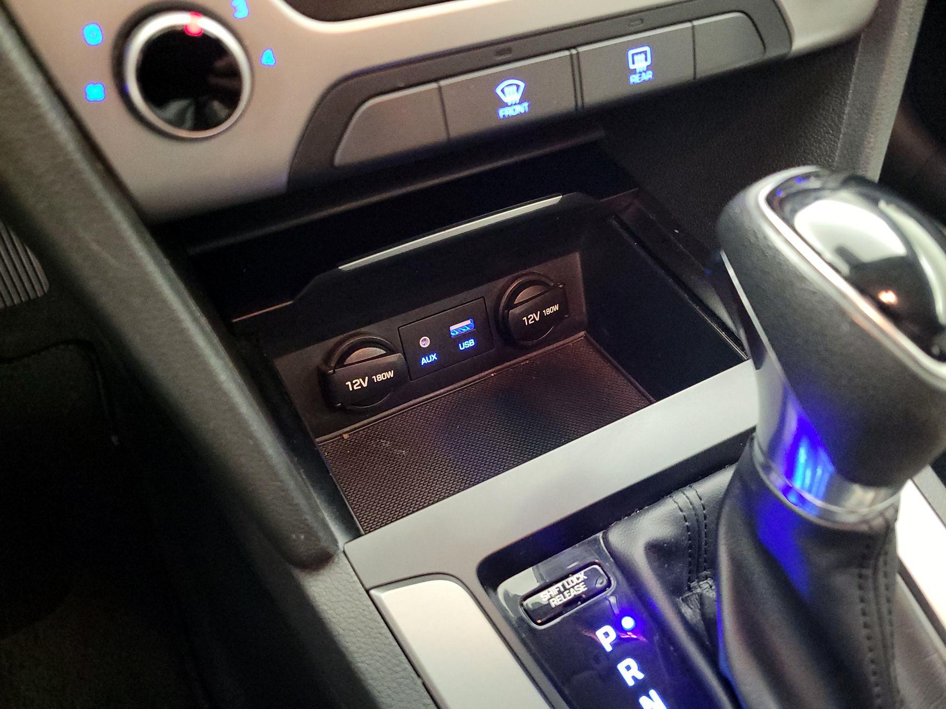 Thumbnail: 2018 Hyundai Elantra - 19