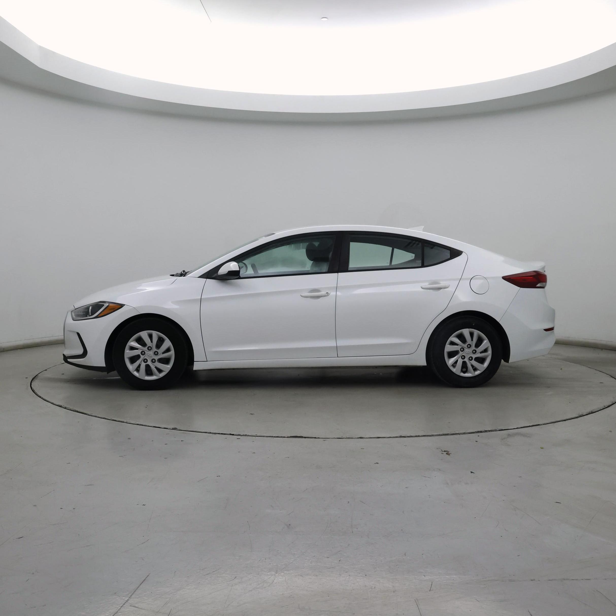 Thumbnail: 2018 Hyundai Elantra - 3