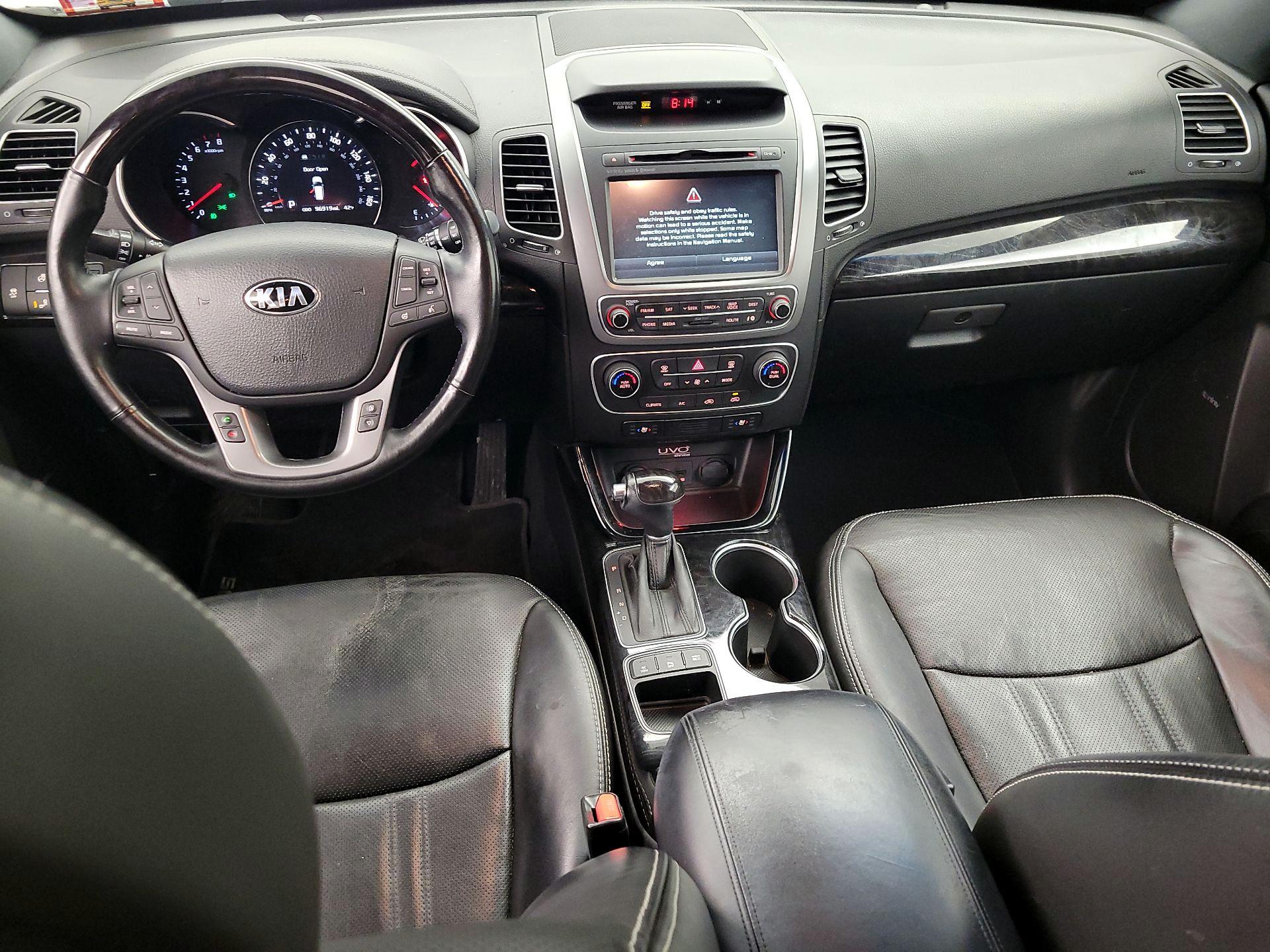Thumbnail: 2014 Kia Sorento - 9