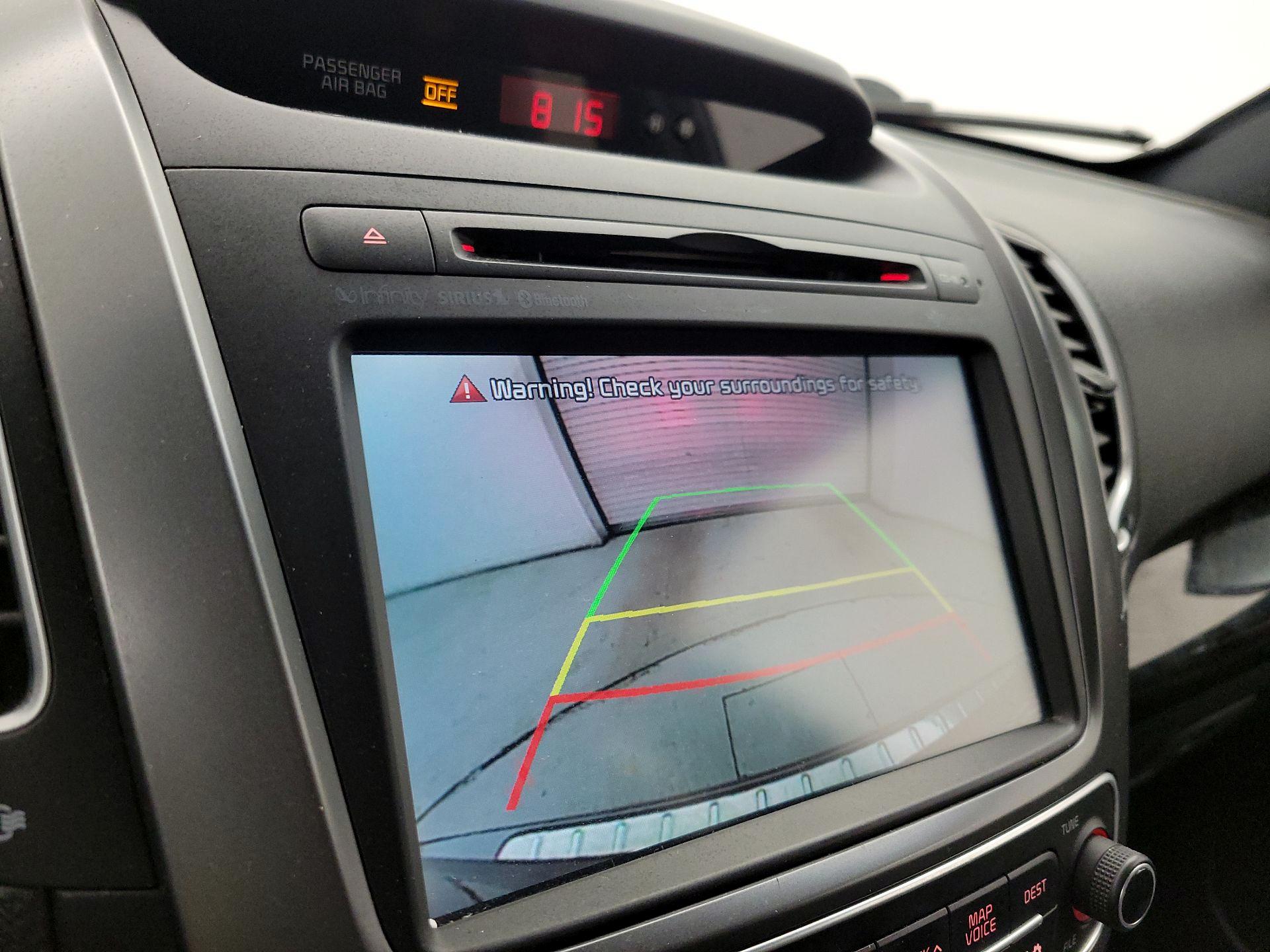 Thumbnail: 2014 Kia Sorento - 15