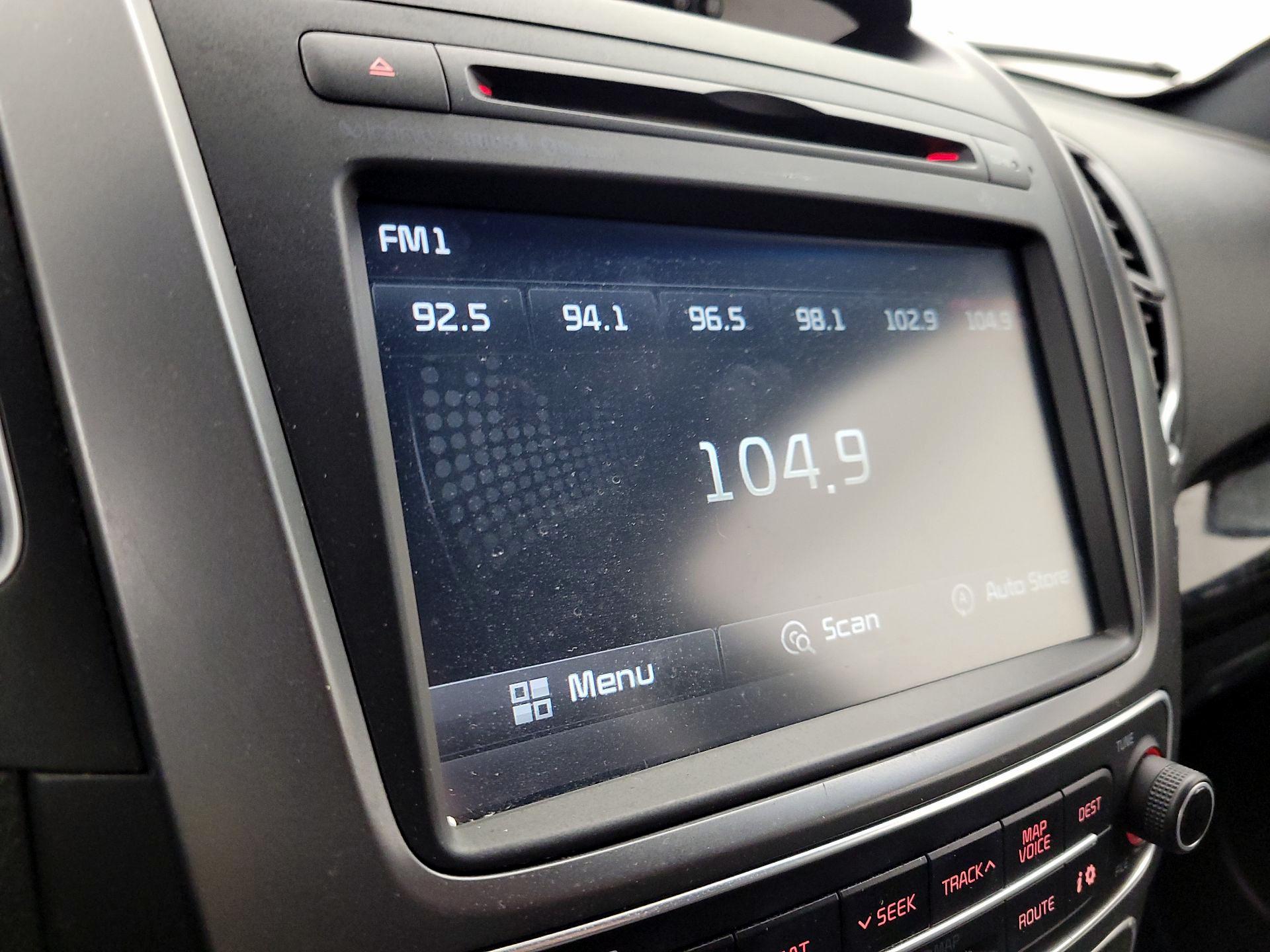 Thumbnail: 2014 Kia Sorento - 16