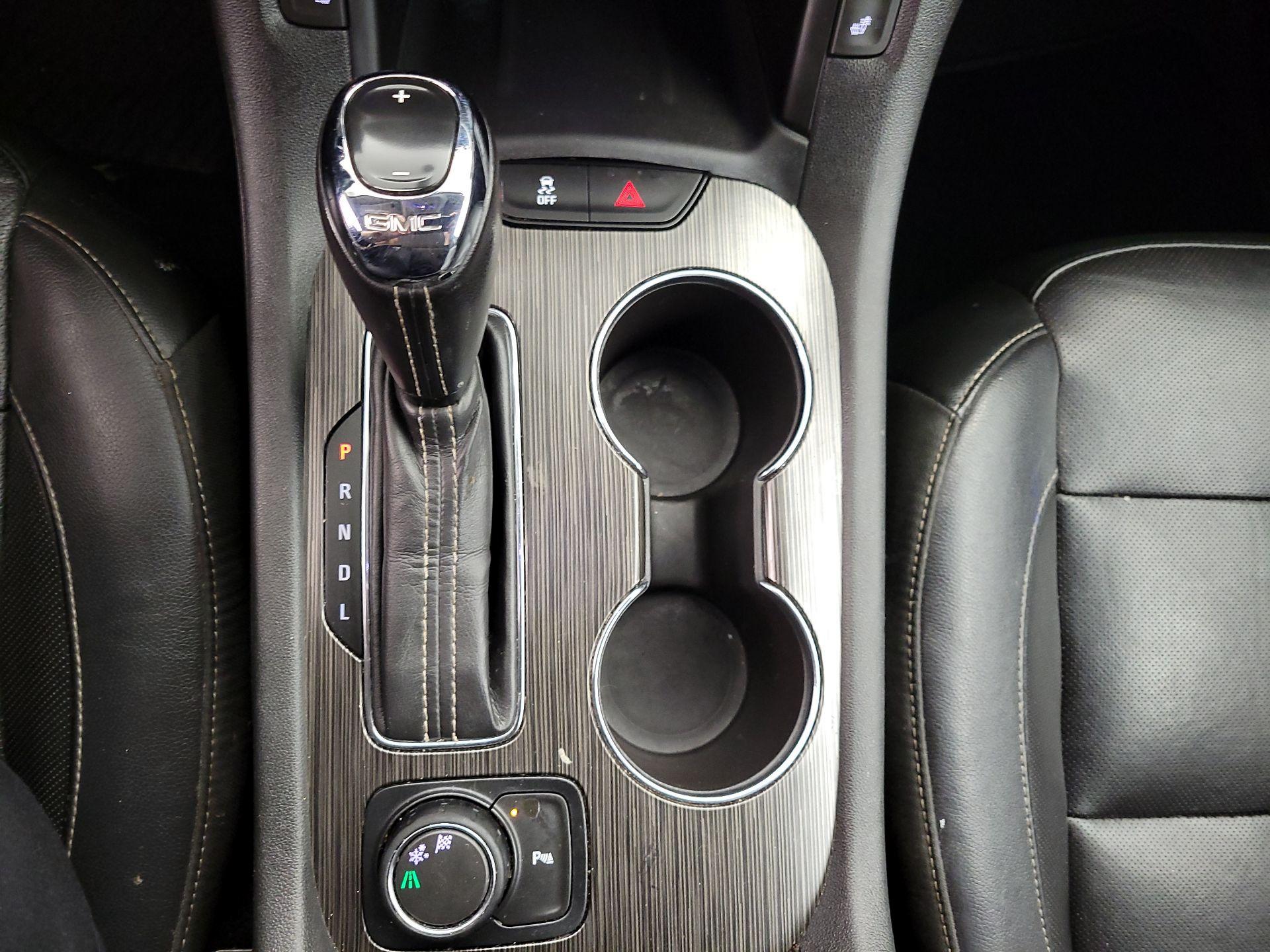 Thumbnail: 2019 GMC Acadia - 17