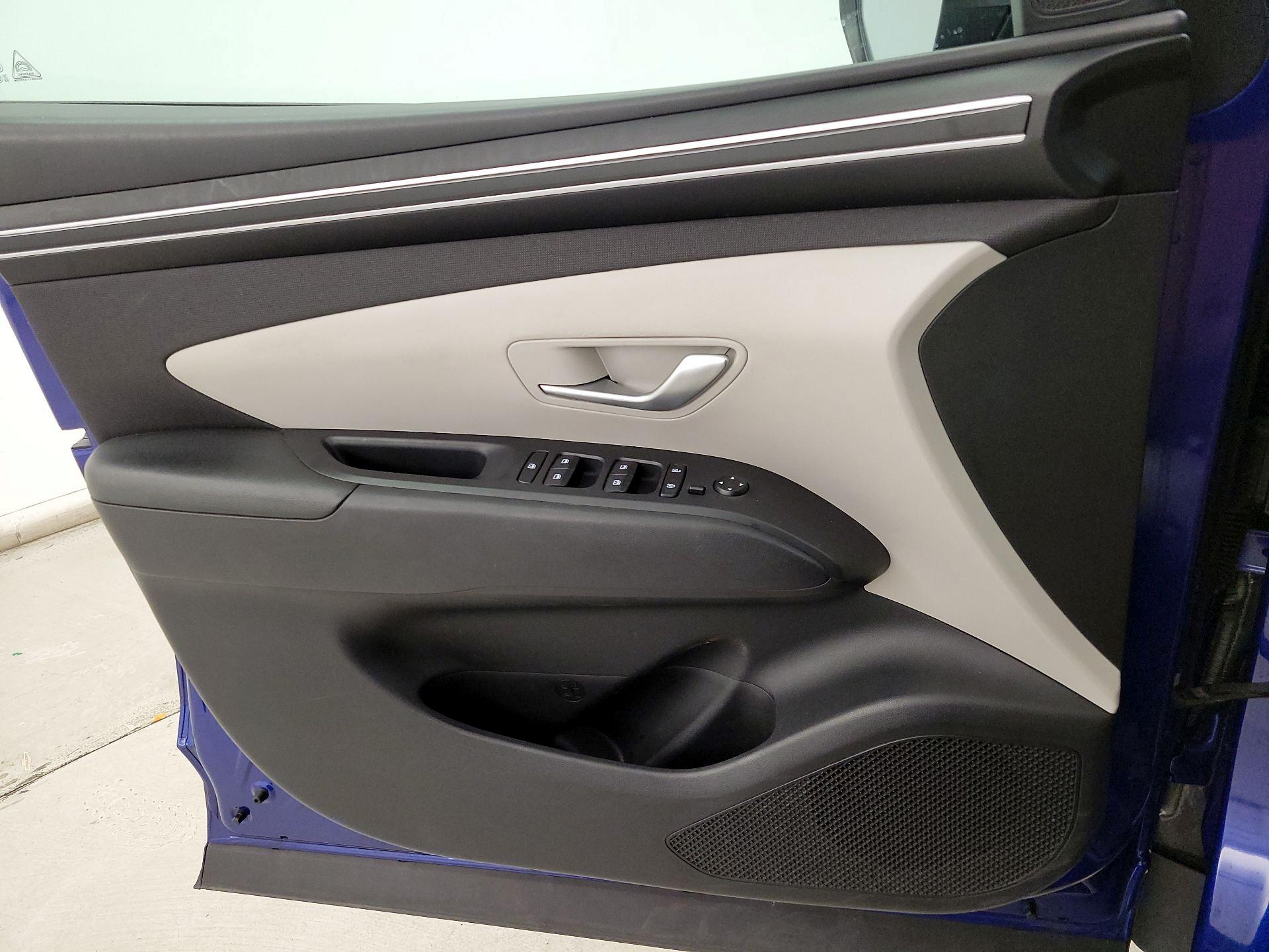 Thumbnail: 2023 Hyundai Tucson - 12