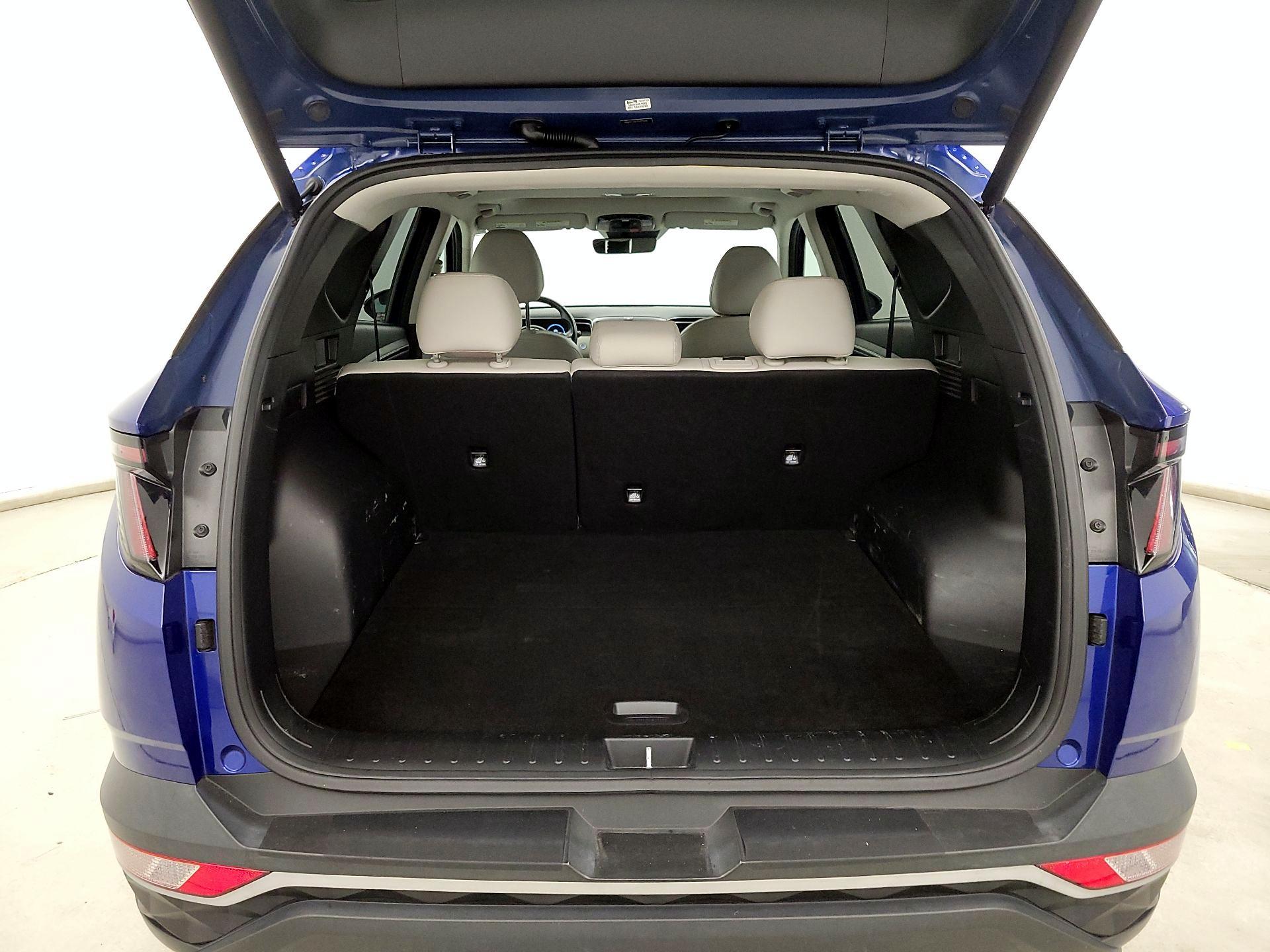 Thumbnail: 2023 Hyundai Tucson - 18