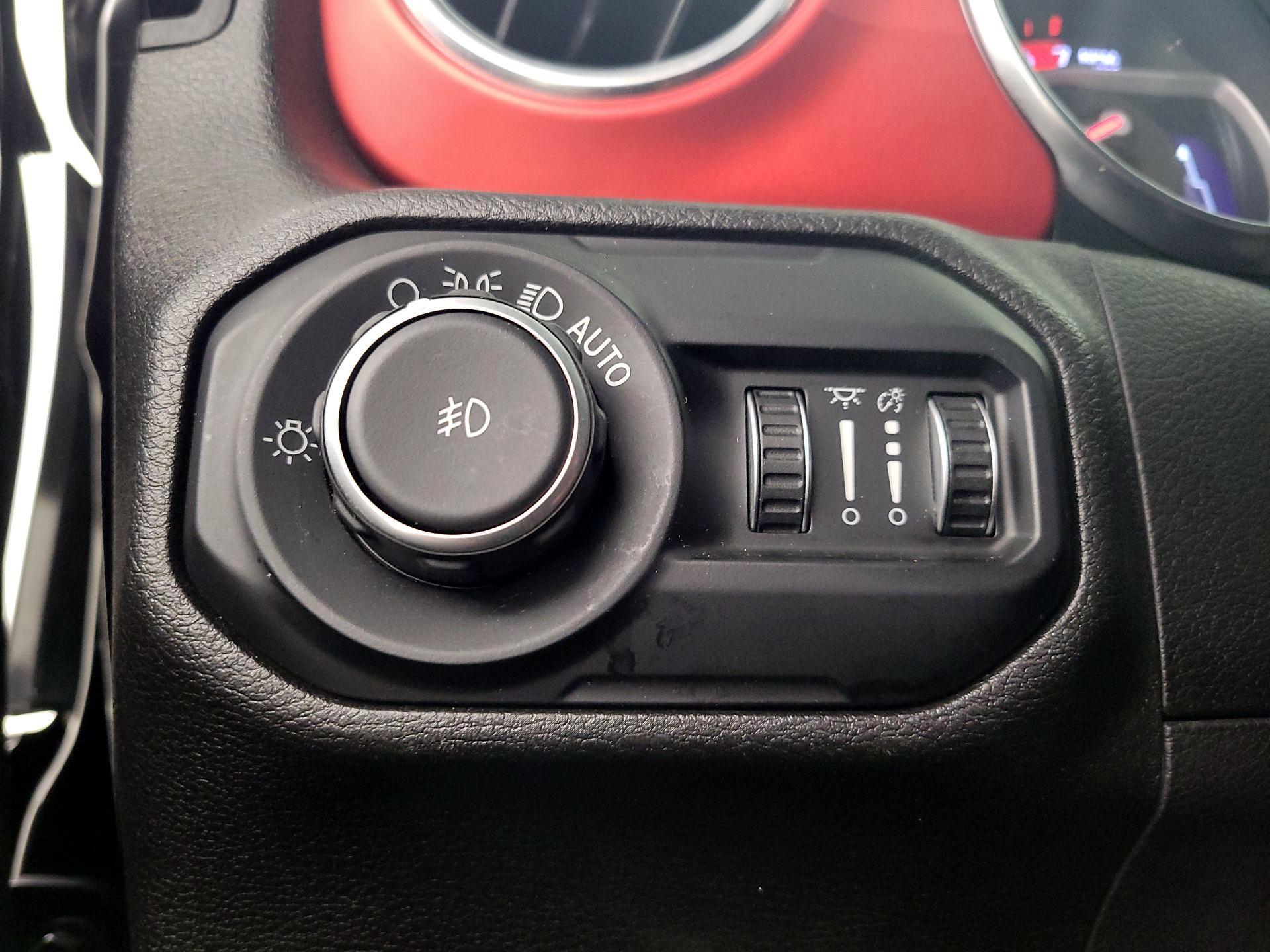 Thumbnail: 2020 Jeep Wrangler - 13