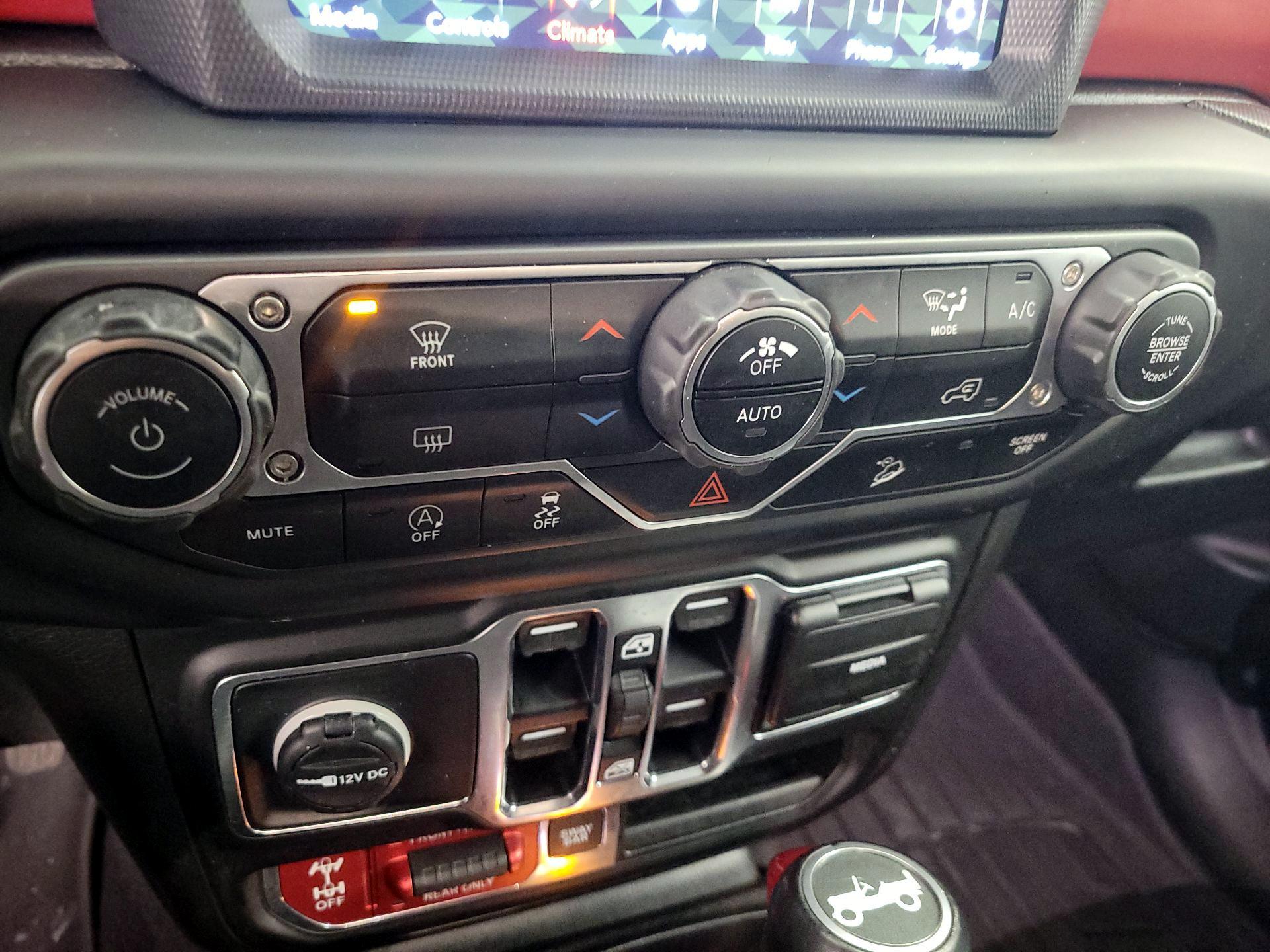 Thumbnail: 2020 Jeep Wrangler - 16