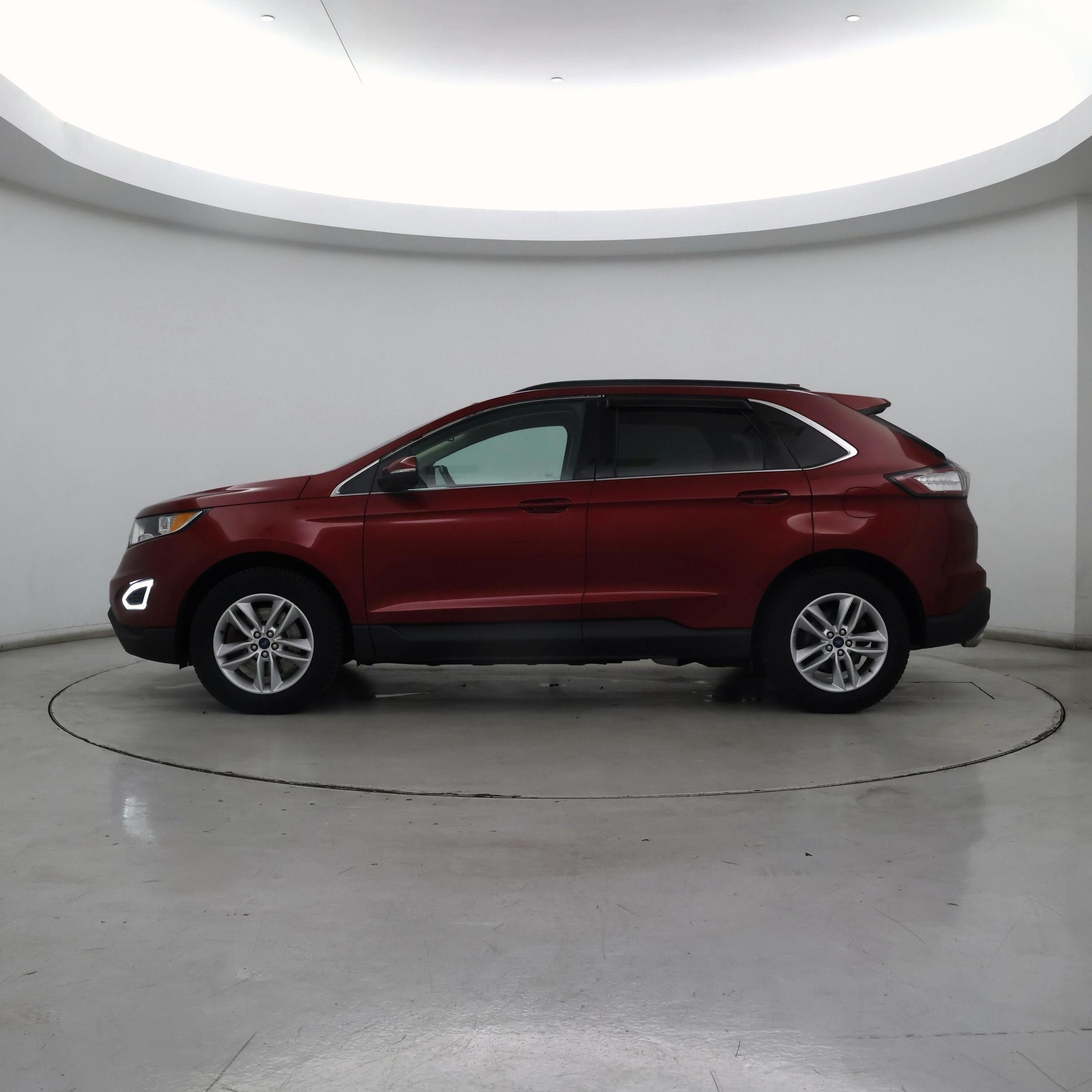 Thumbnail: 2016 Ford Edge - 3