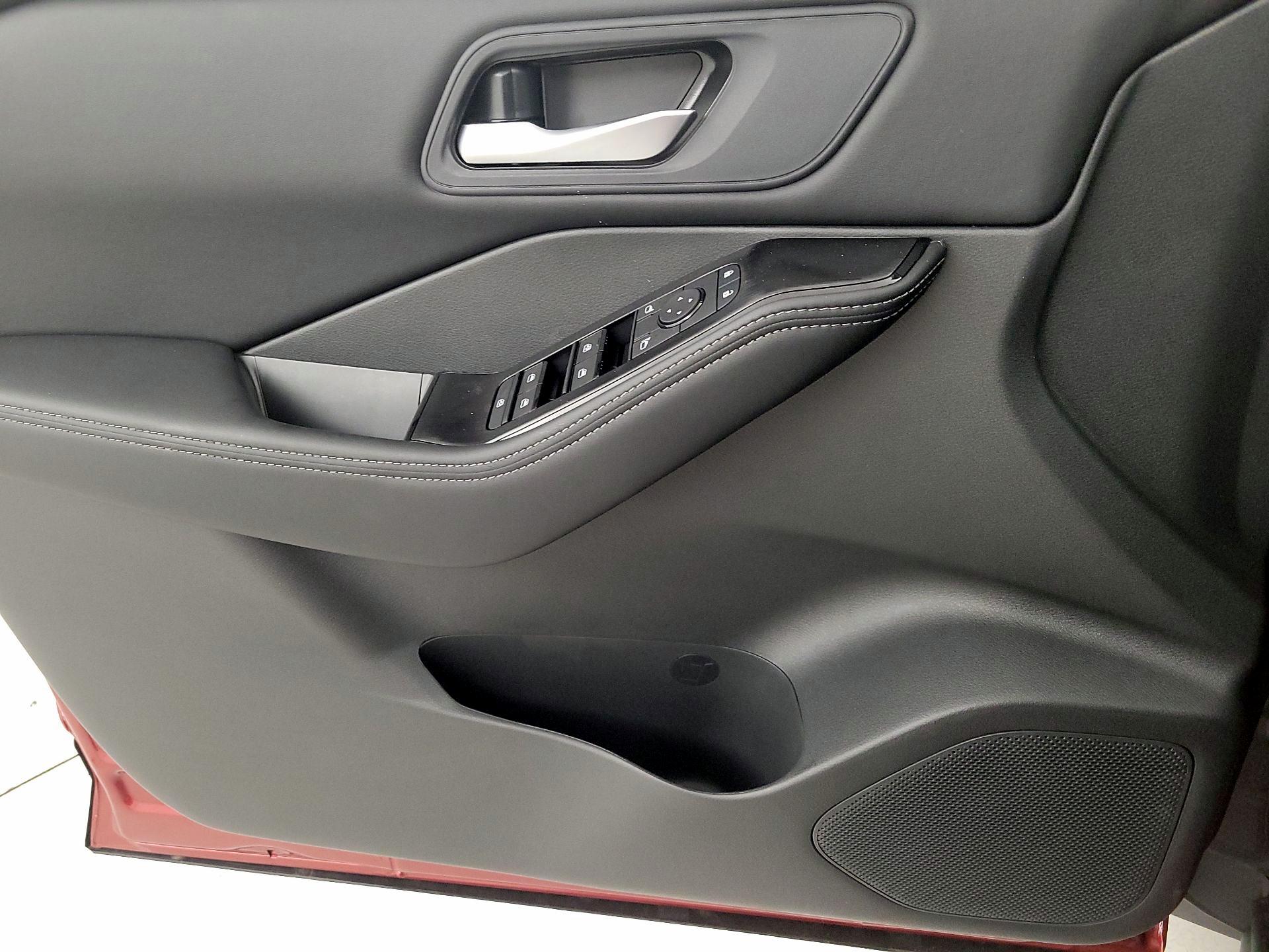 Thumbnail: 2026 Nissan Rogue - 12