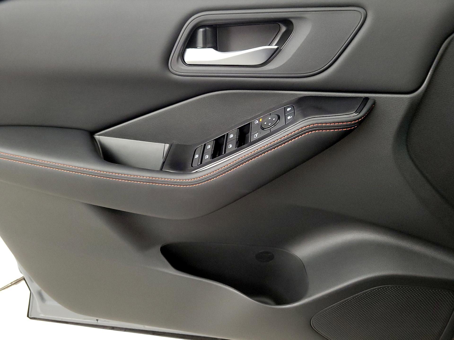 Thumbnail: 2026 Nissan Rogue - 12