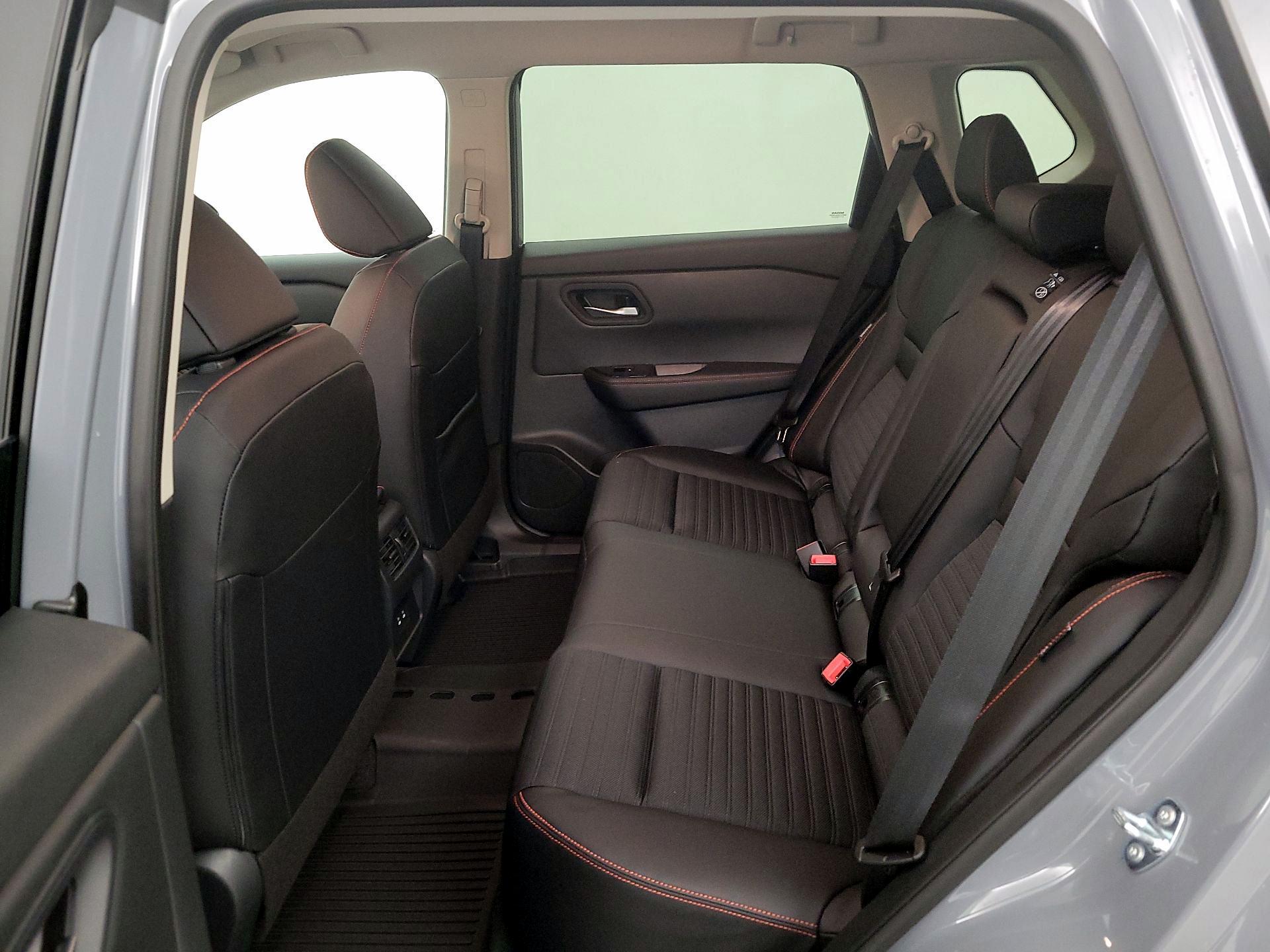 Thumbnail: 2026 Nissan Rogue - 19