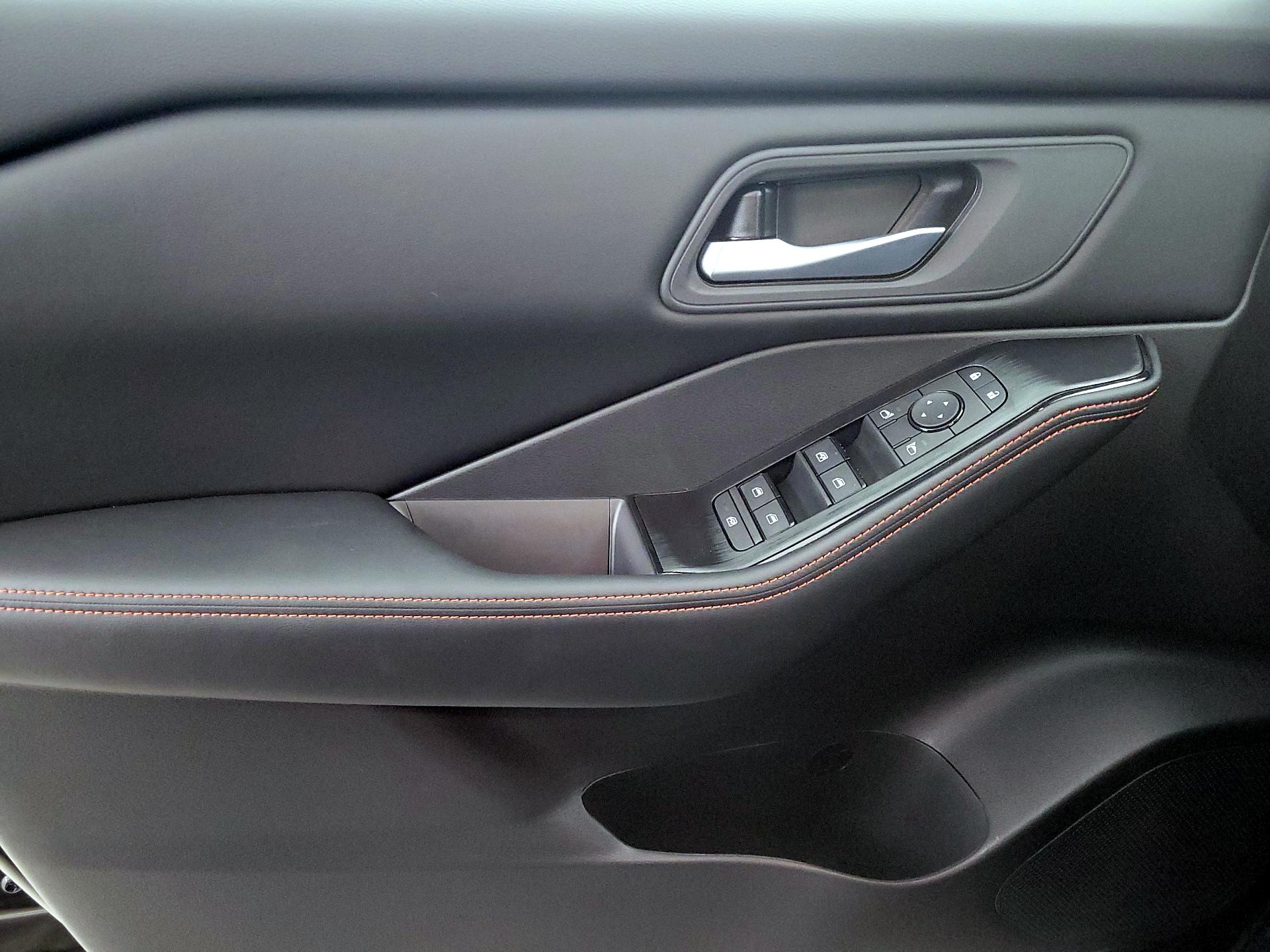 Thumbnail: 2026 Nissan Rogue - 12