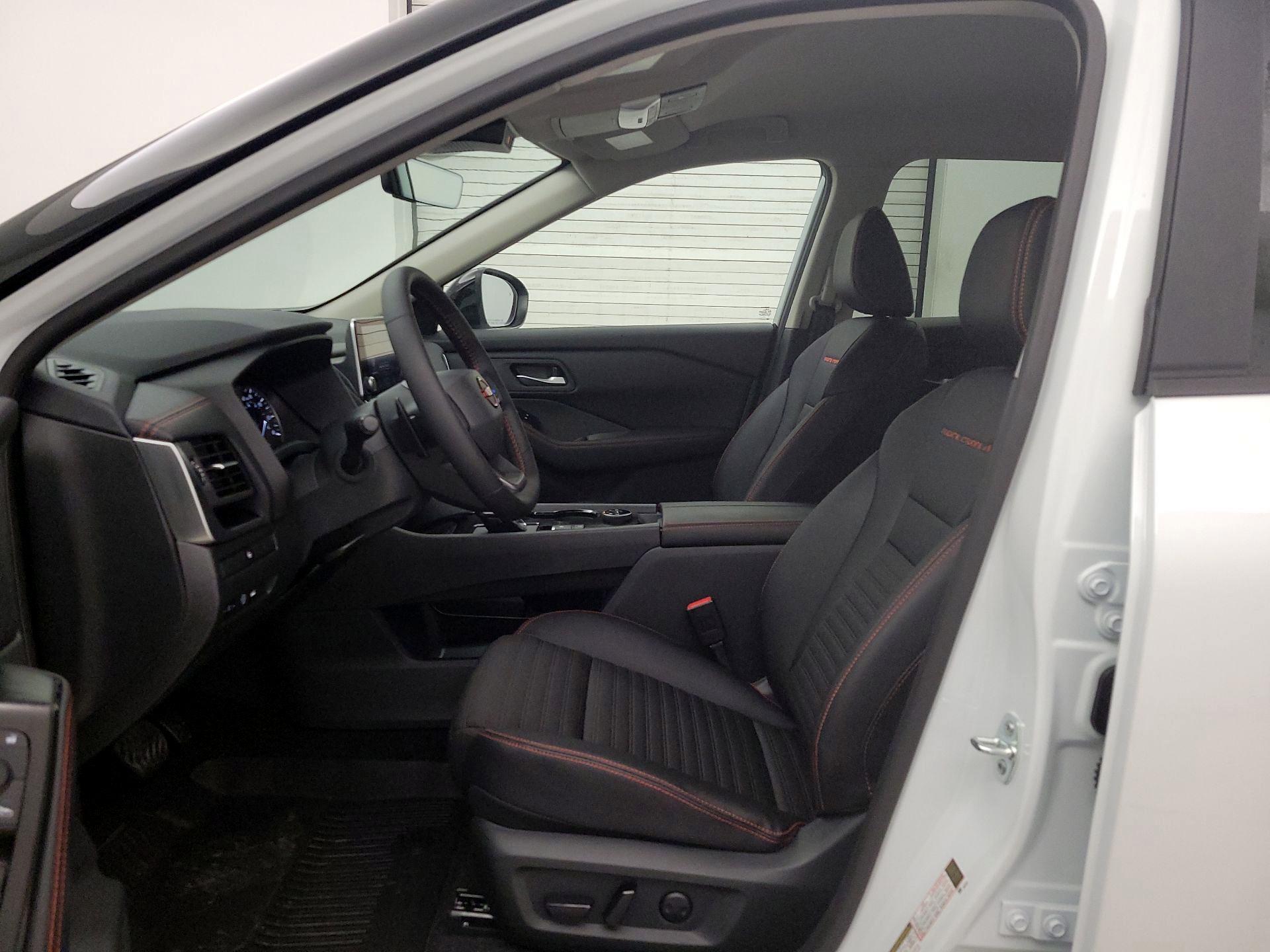 Thumbnail: 2026 Nissan Rogue - 11