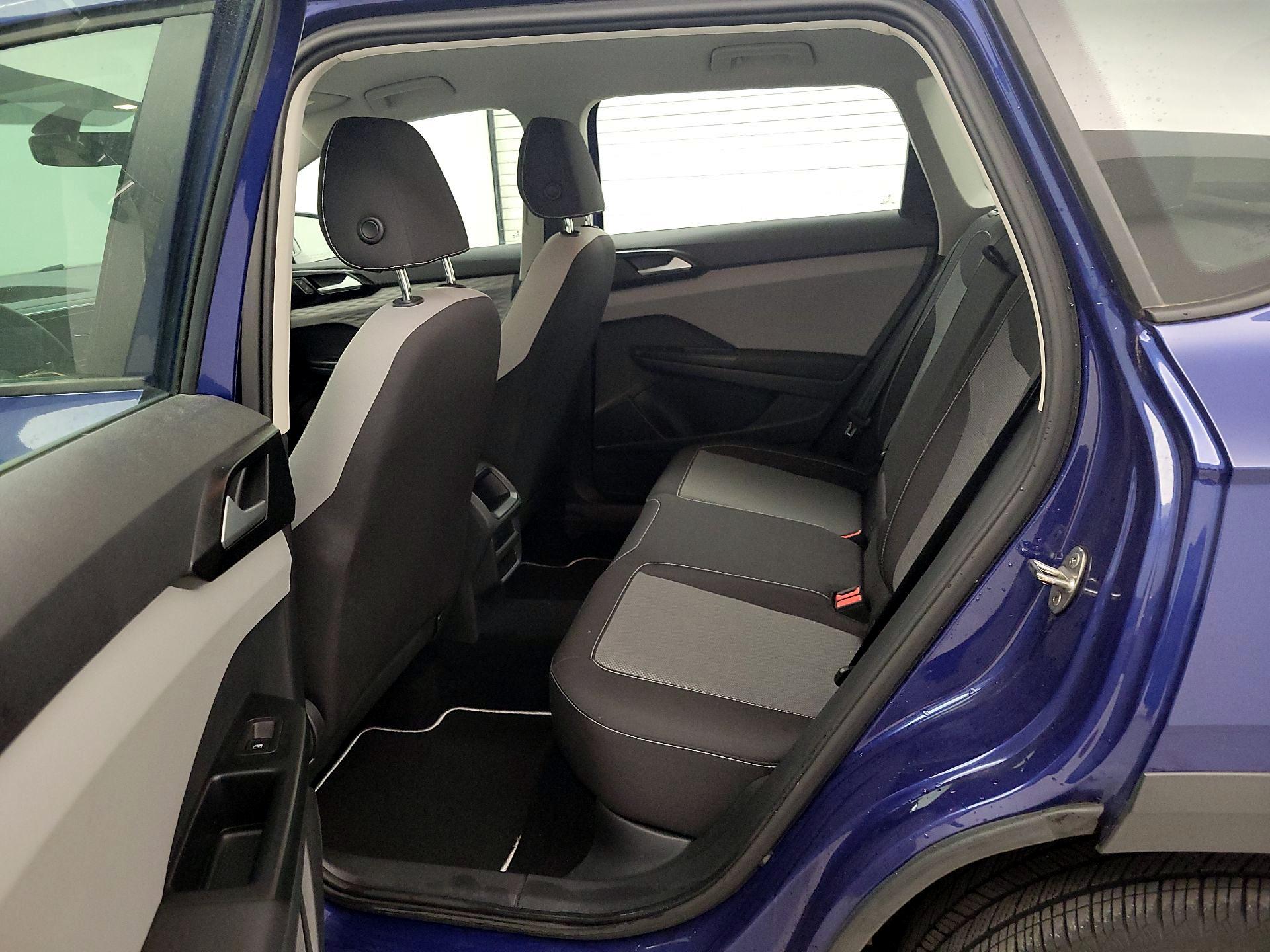 Thumbnail: 2023 Volkswagen Taos - 19