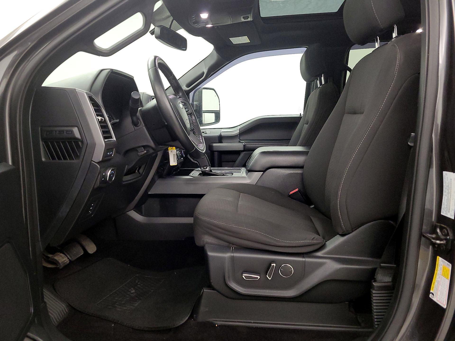 Thumbnail: 2017 Ford F-150 - 11