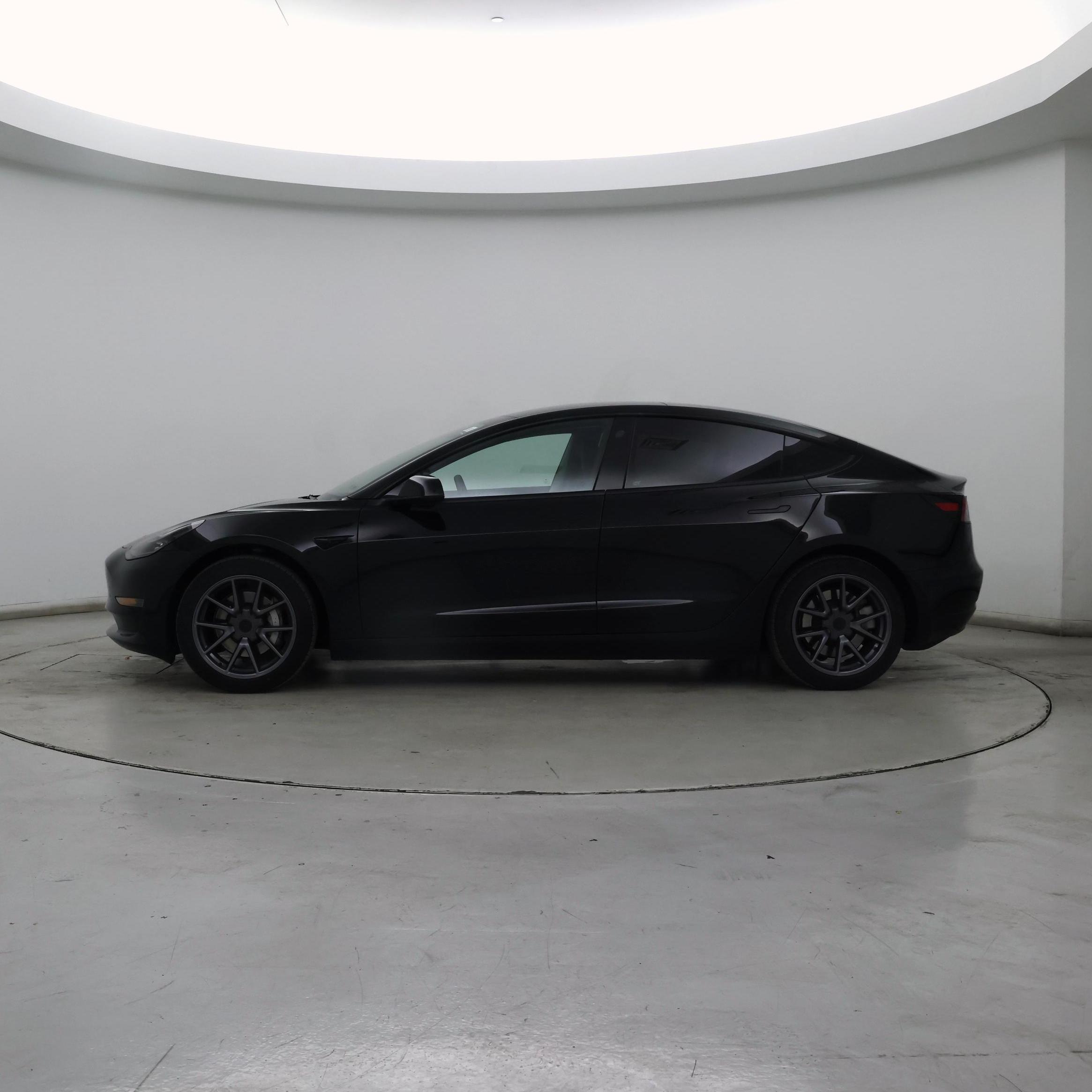 Thumbnail: 2023 Tesla Model 3 - 3