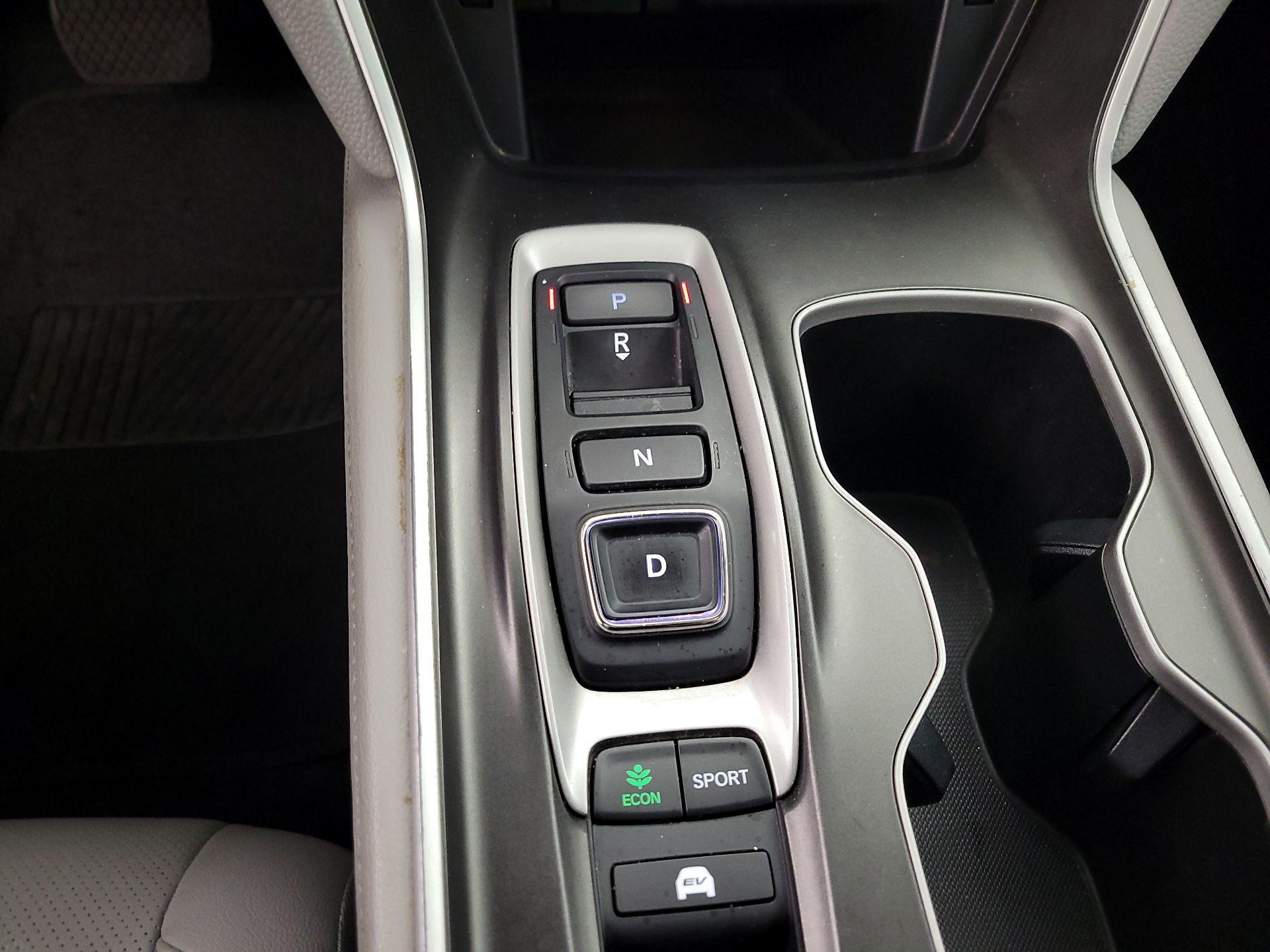 Thumbnail: 2018 Honda Accord - 17