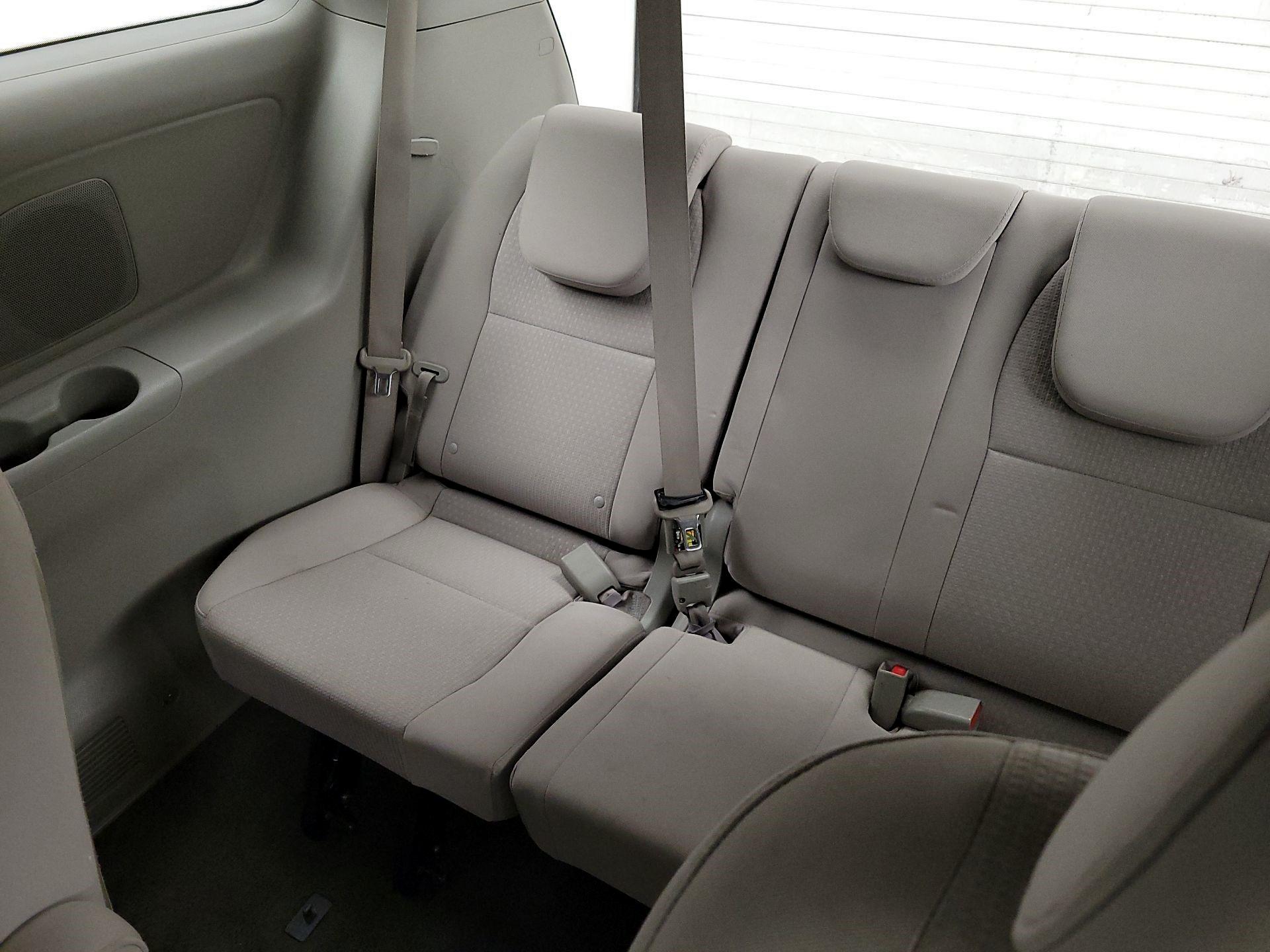 Thumbnail: 2016 Kia Sedona - 20