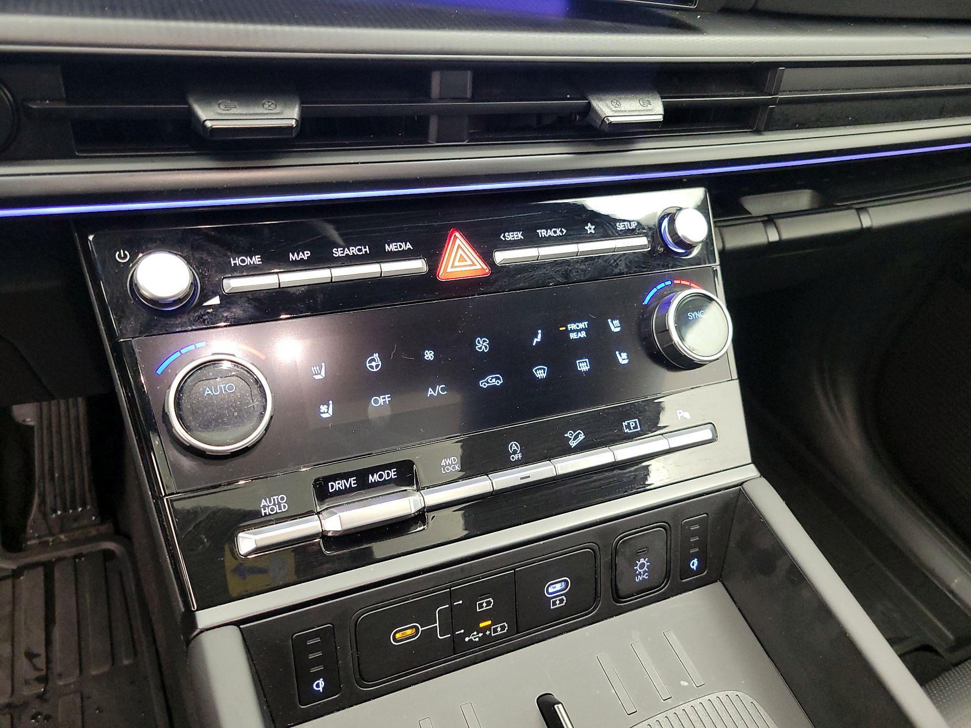 Thumbnail: 2024 Hyundai Santa Fe - 17