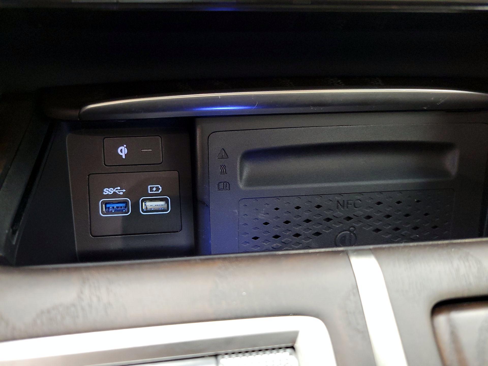 Thumbnail: 2021 Genesis GV80 - 19