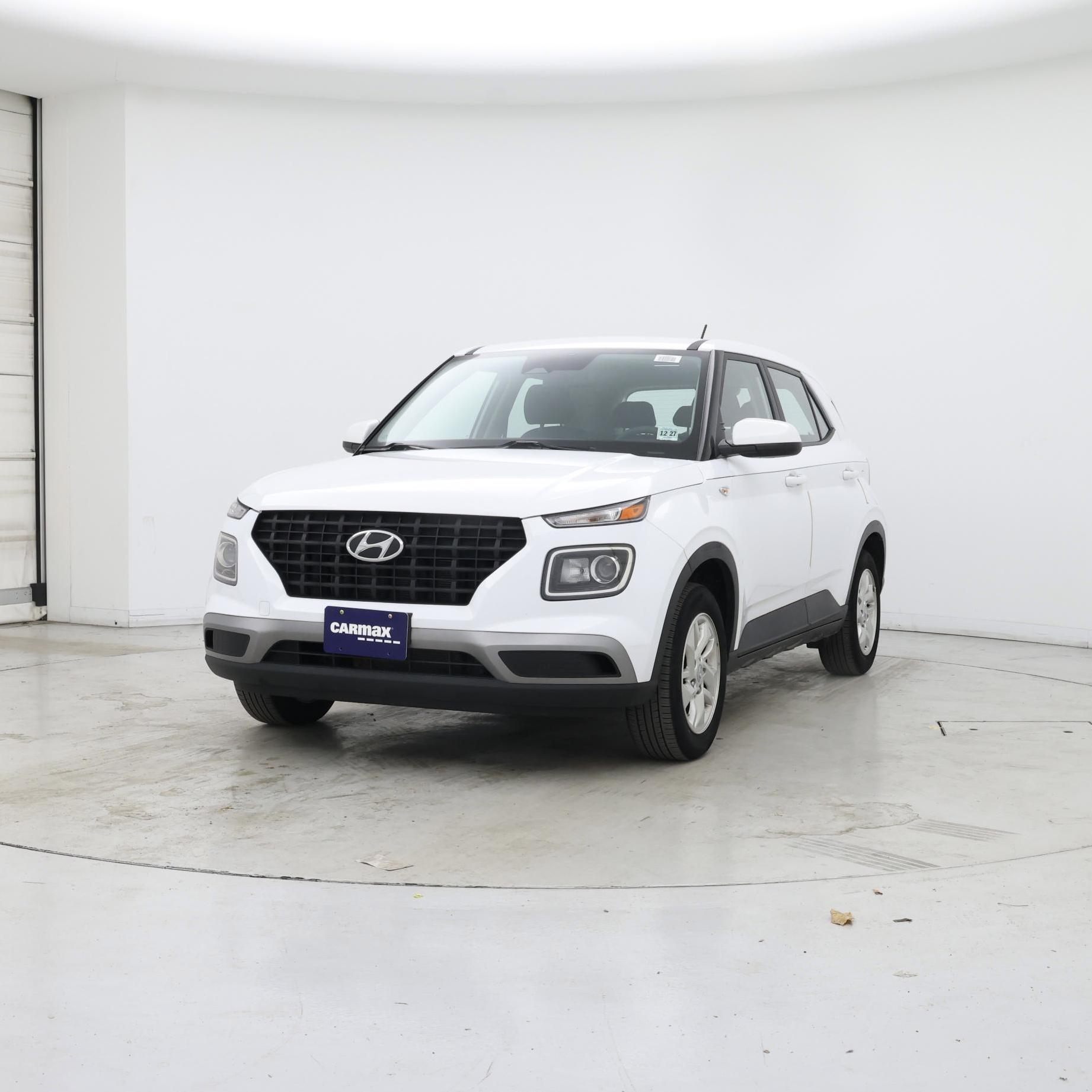 Thumbnail: 2023 Hyundai Venue - 4