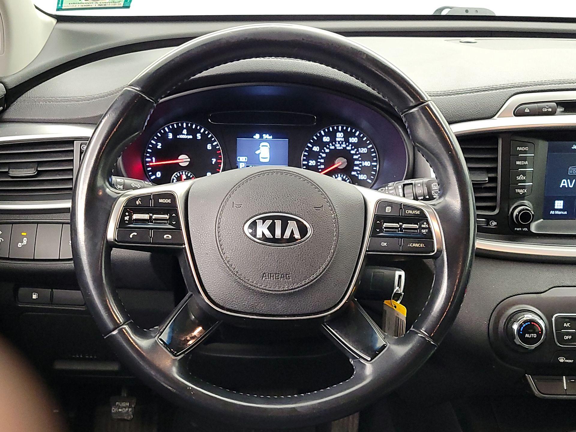 Thumbnail: 2019 Kia Sorento - 10