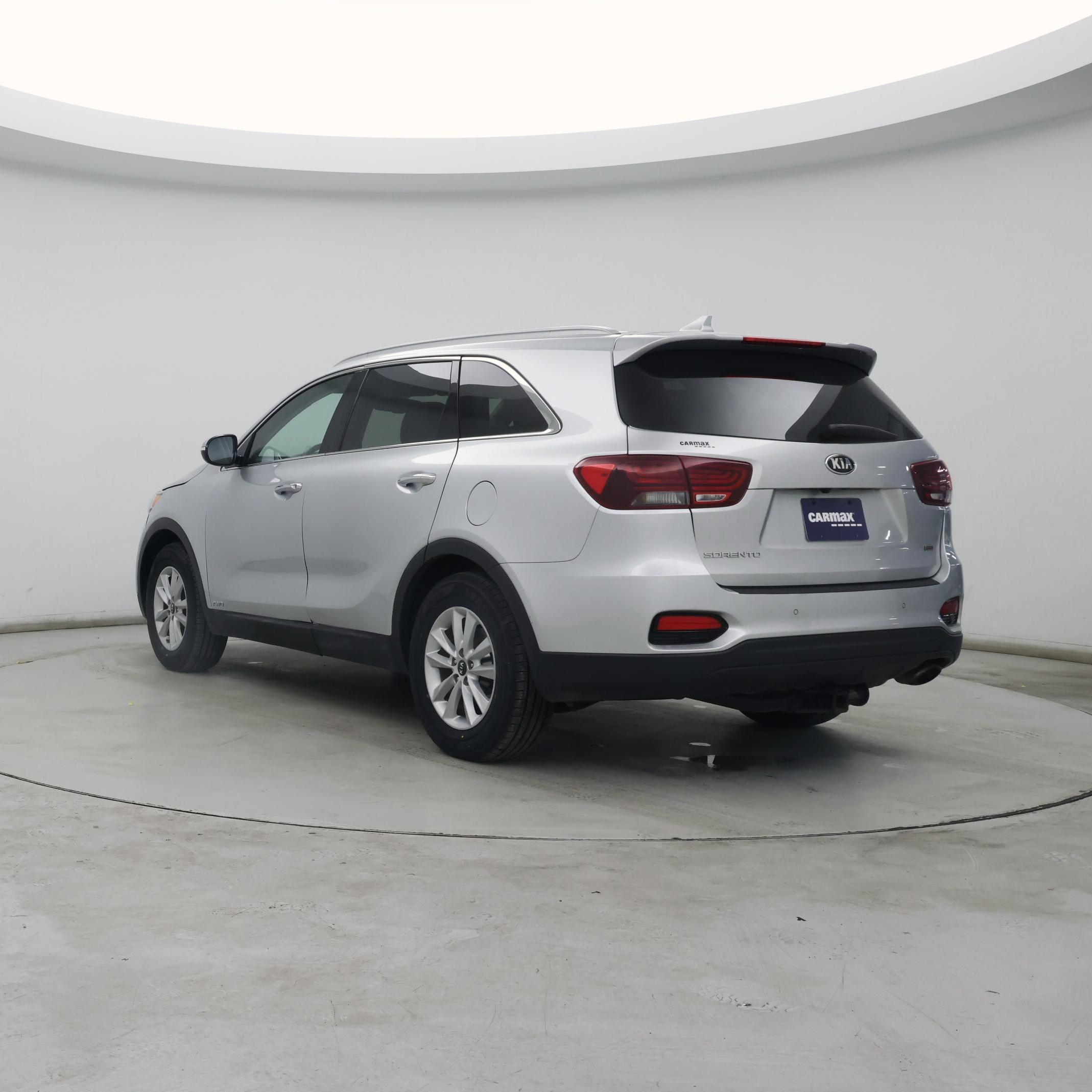 Thumbnail: 2019 Kia Sorento - 2