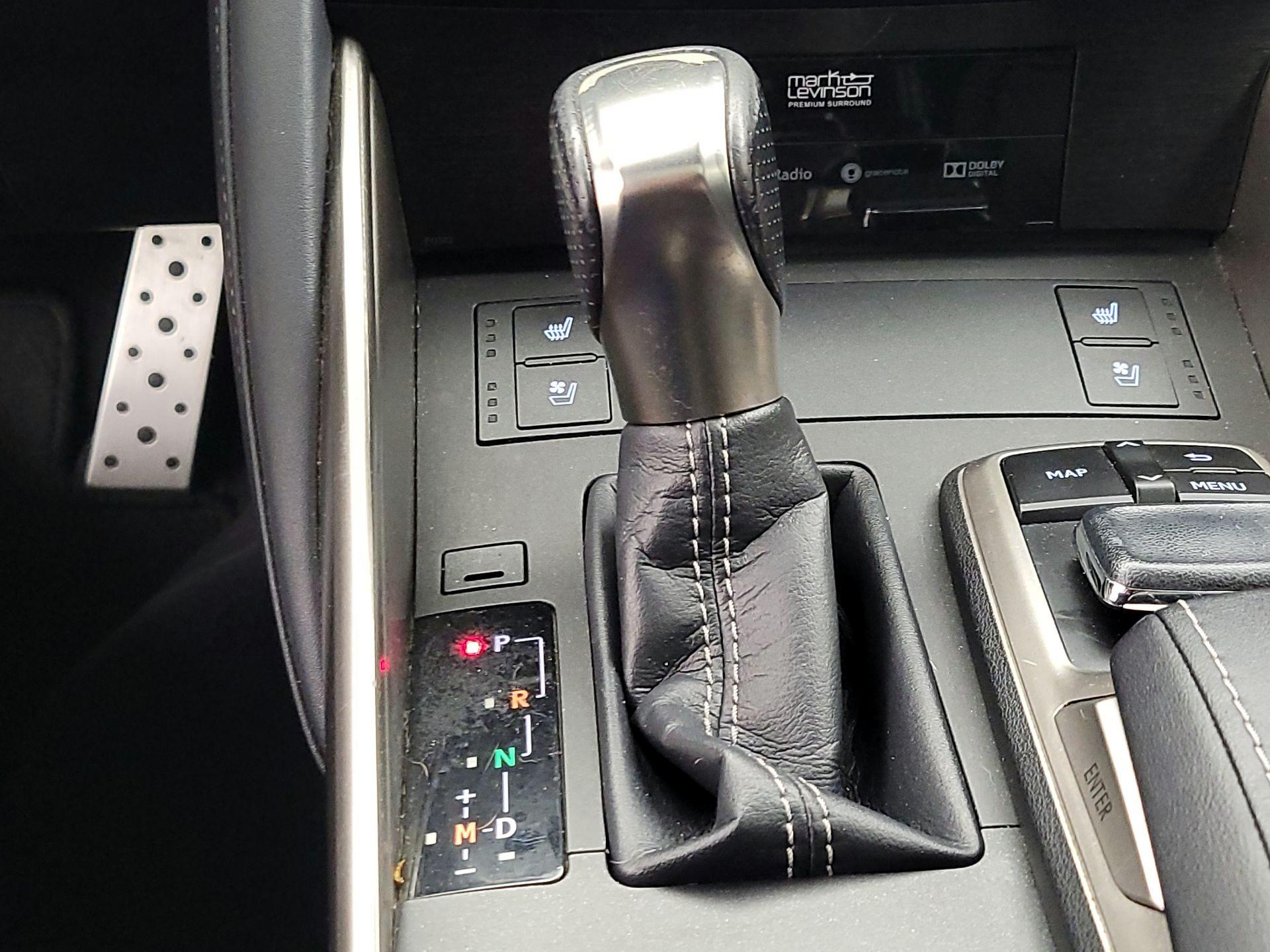 Thumbnail: 2017 Lexus IS - 18