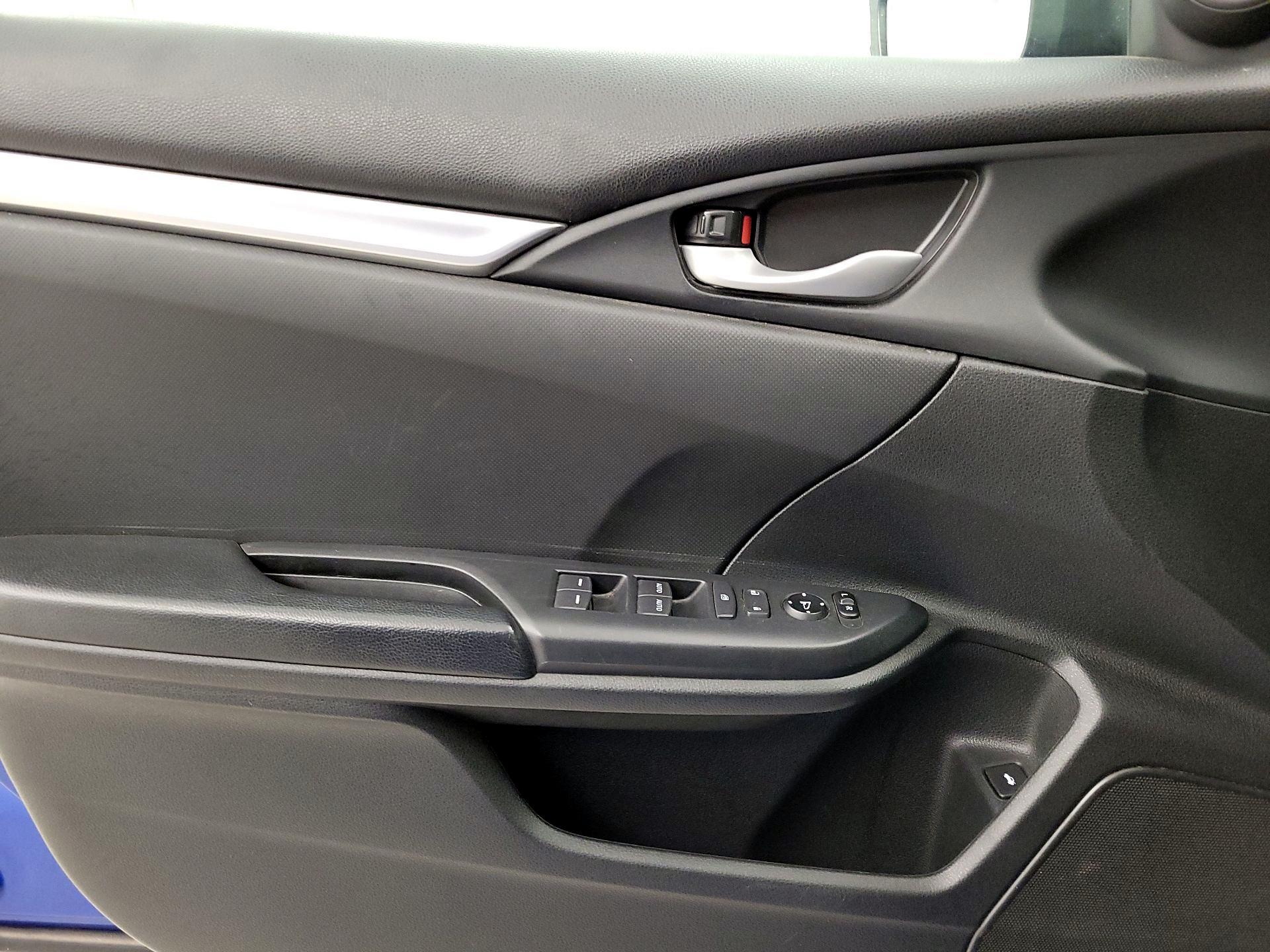 Thumbnail: 2020 Honda Civic - 12