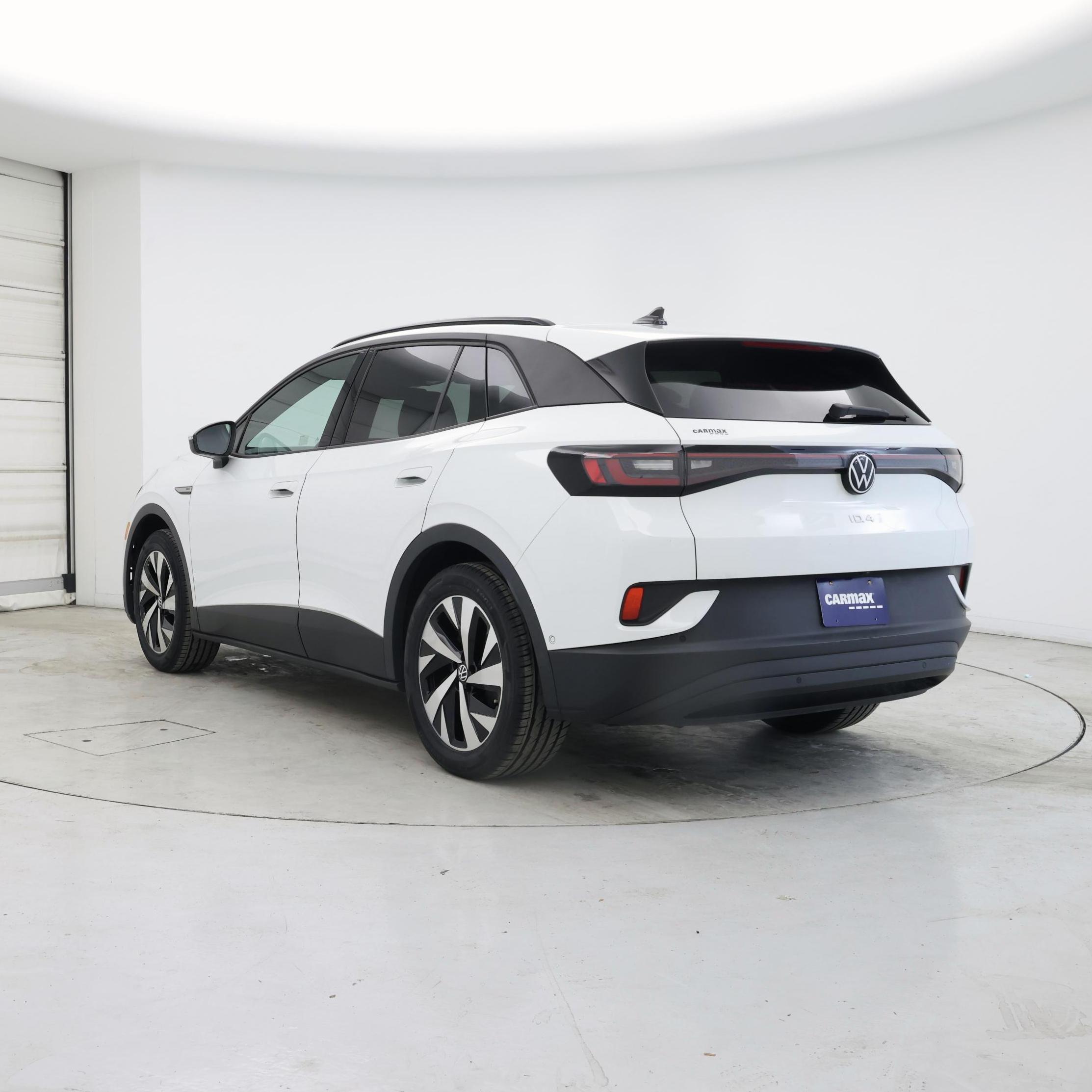 Thumbnail: 2023 Volkswagen ID.4 - 2