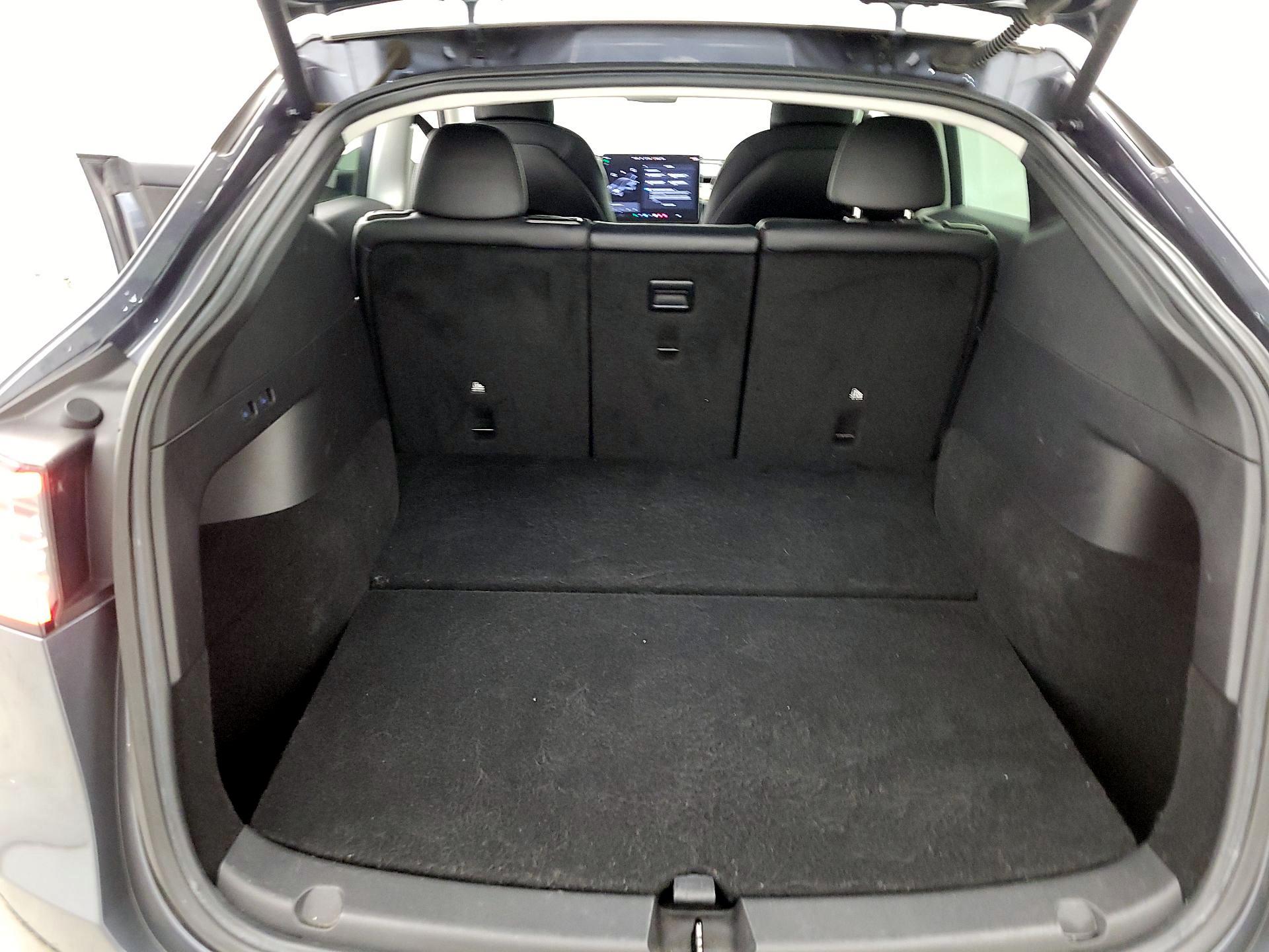 Thumbnail: 2021 Tesla Model Y - 19