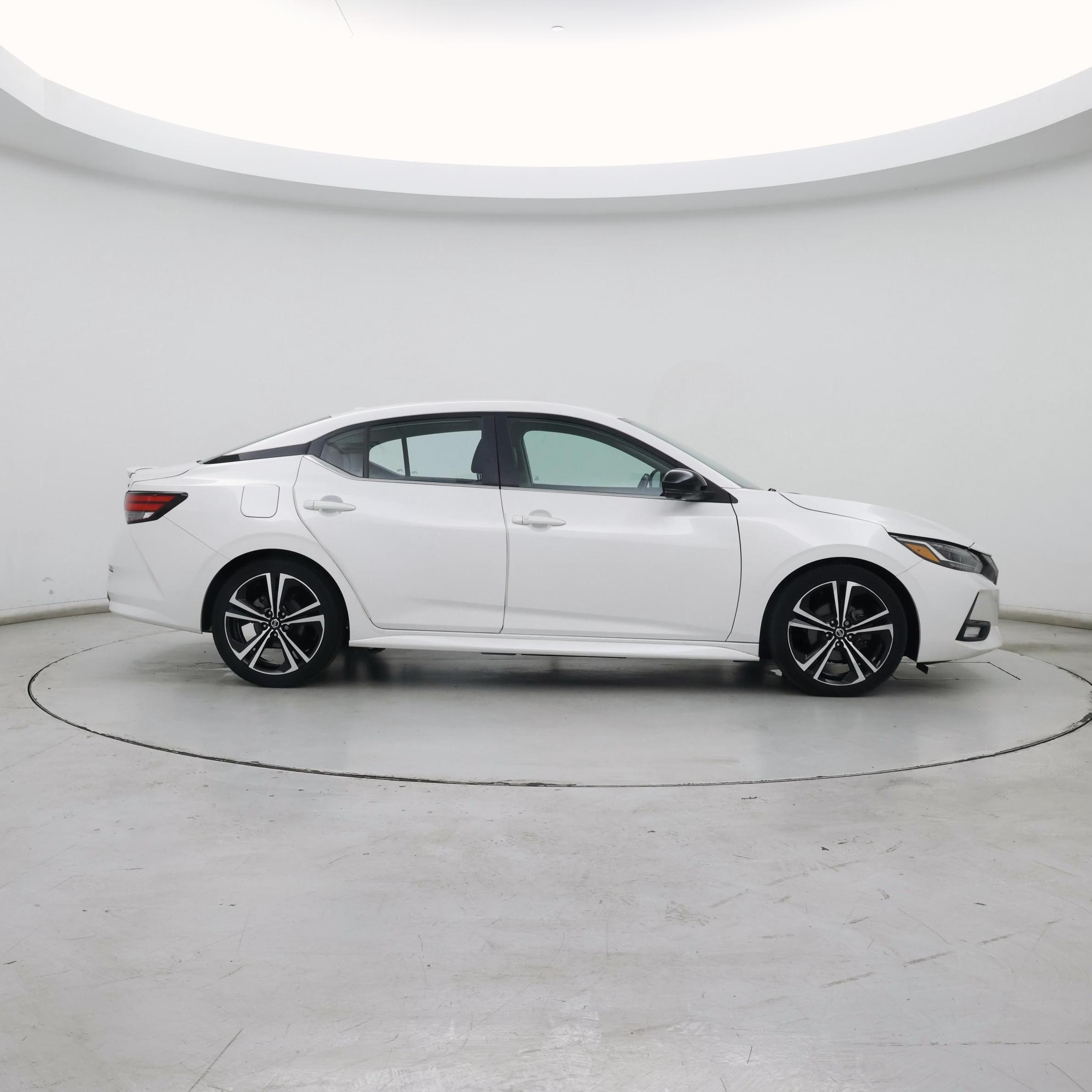 Thumbnail: 2021 Nissan Sentra - 7