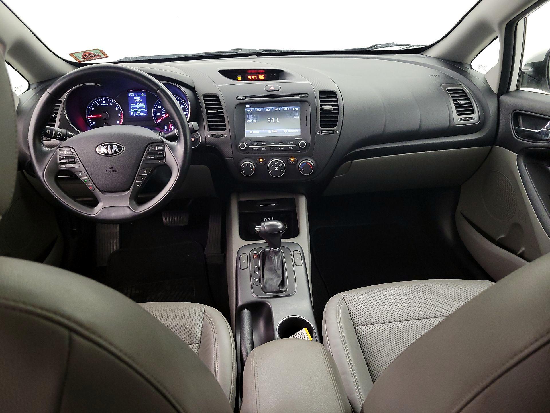 Thumbnail: 2016 Kia Forte - 11