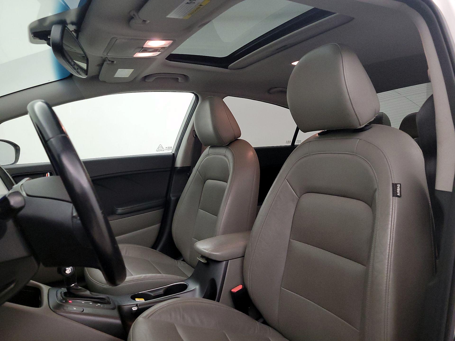 Thumbnail: 2016 Kia Forte - 20