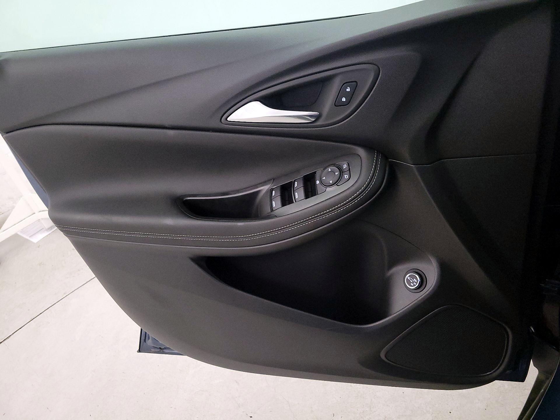 Thumbnail: 2025 Buick Encore GX - 12