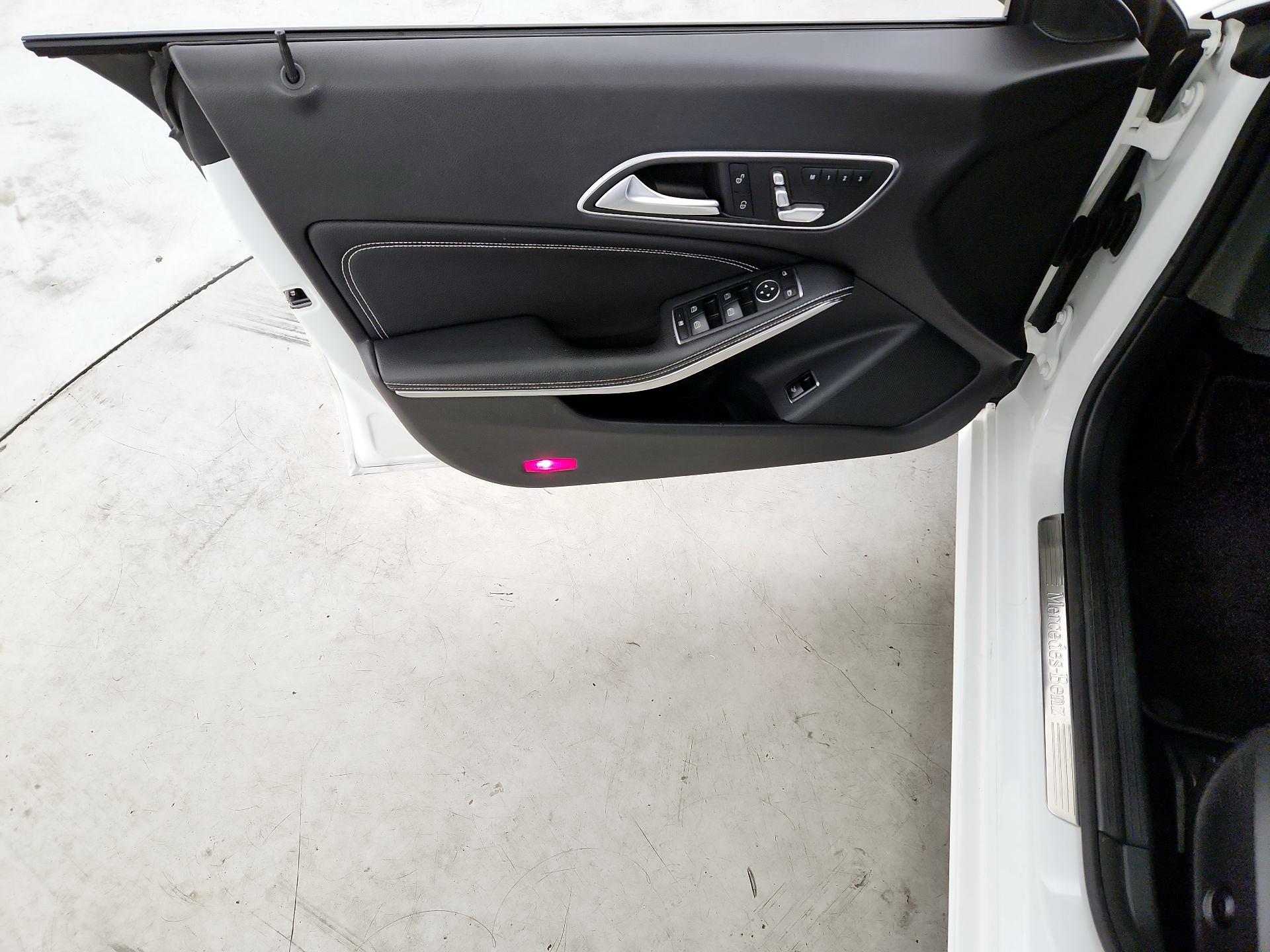 Thumbnail: 2019 Mercedes-Benz CLA - 12