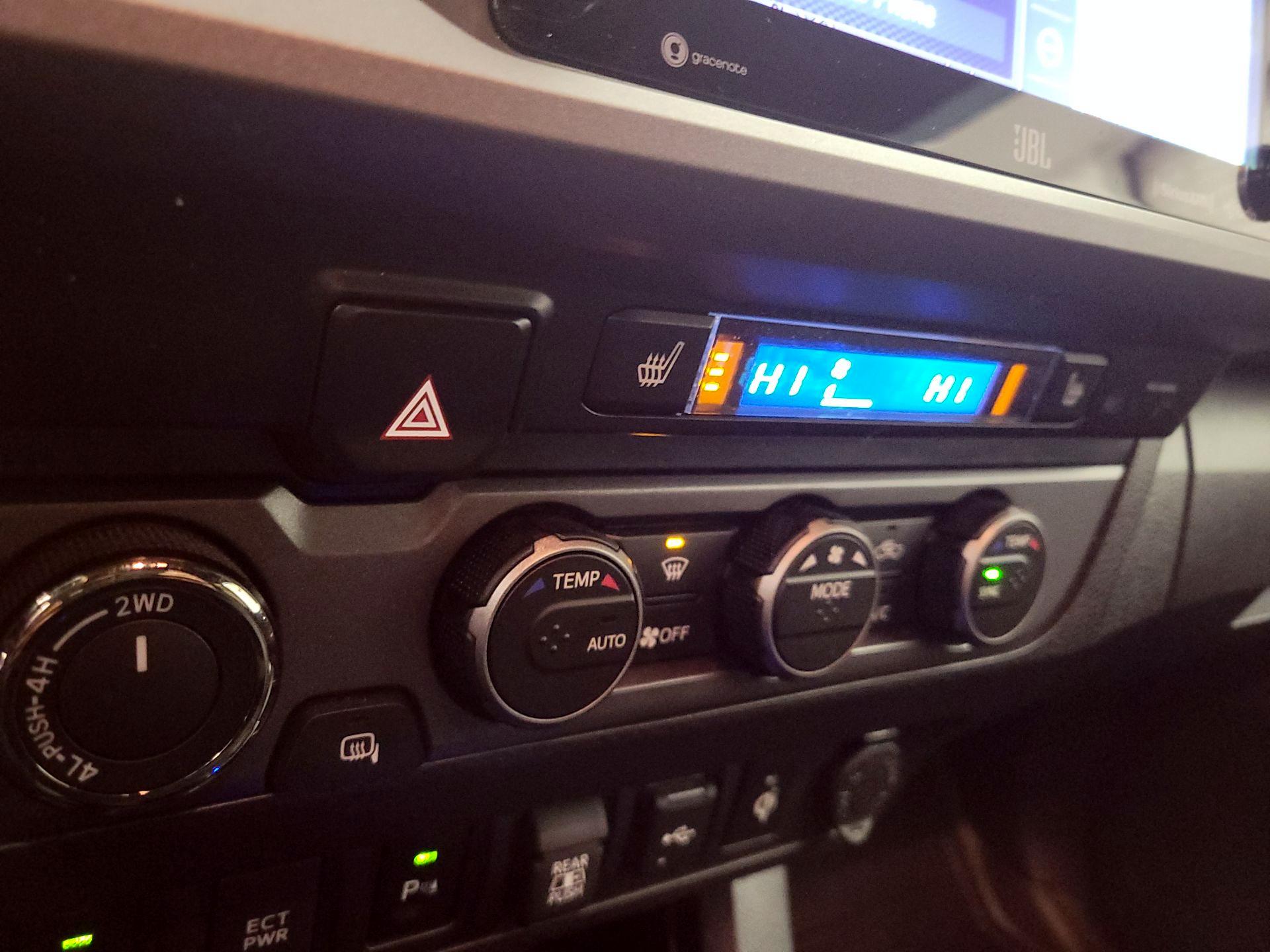 Thumbnail: 2023 Toyota Tacoma - 17