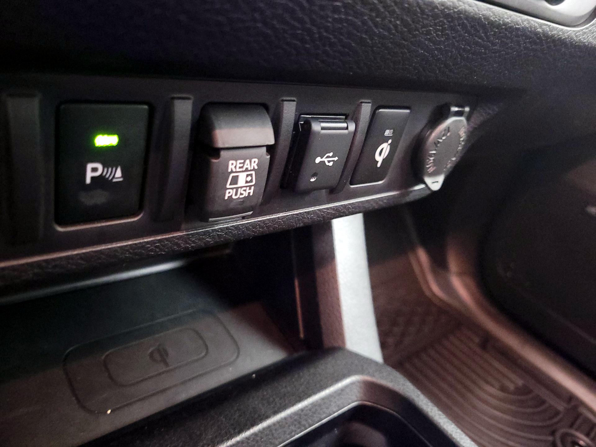 Thumbnail: 2023 Toyota Tacoma - 19