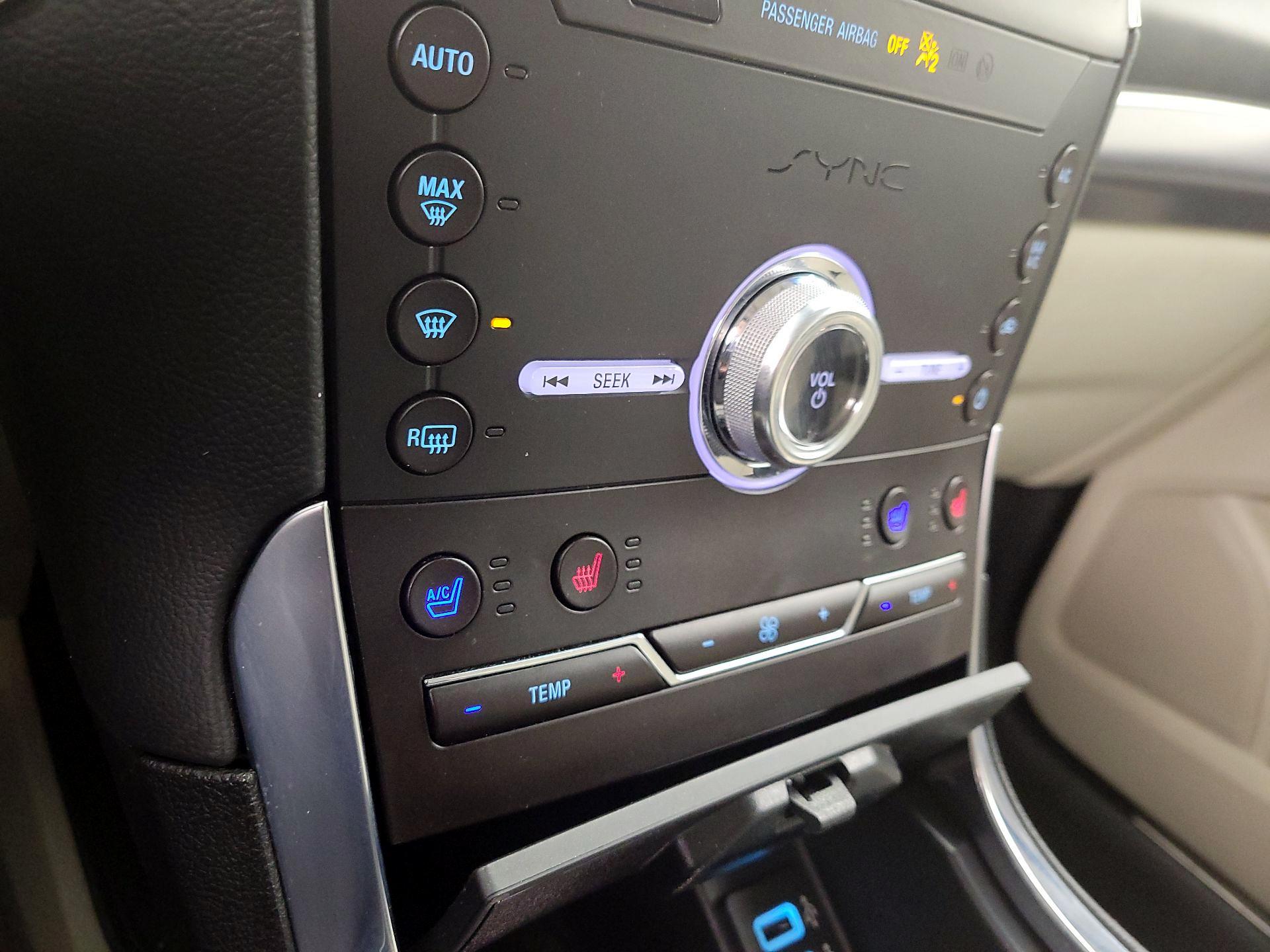 Thumbnail: 2020 Ford Edge - 16