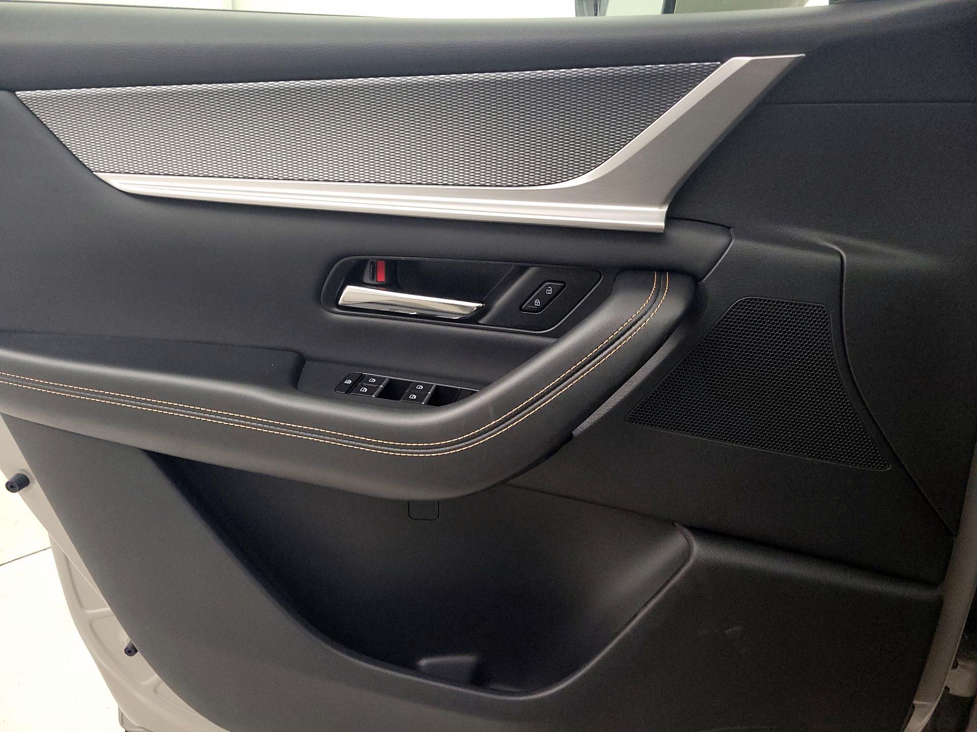 Thumbnail: 2025 Mazda CX-90 - 12