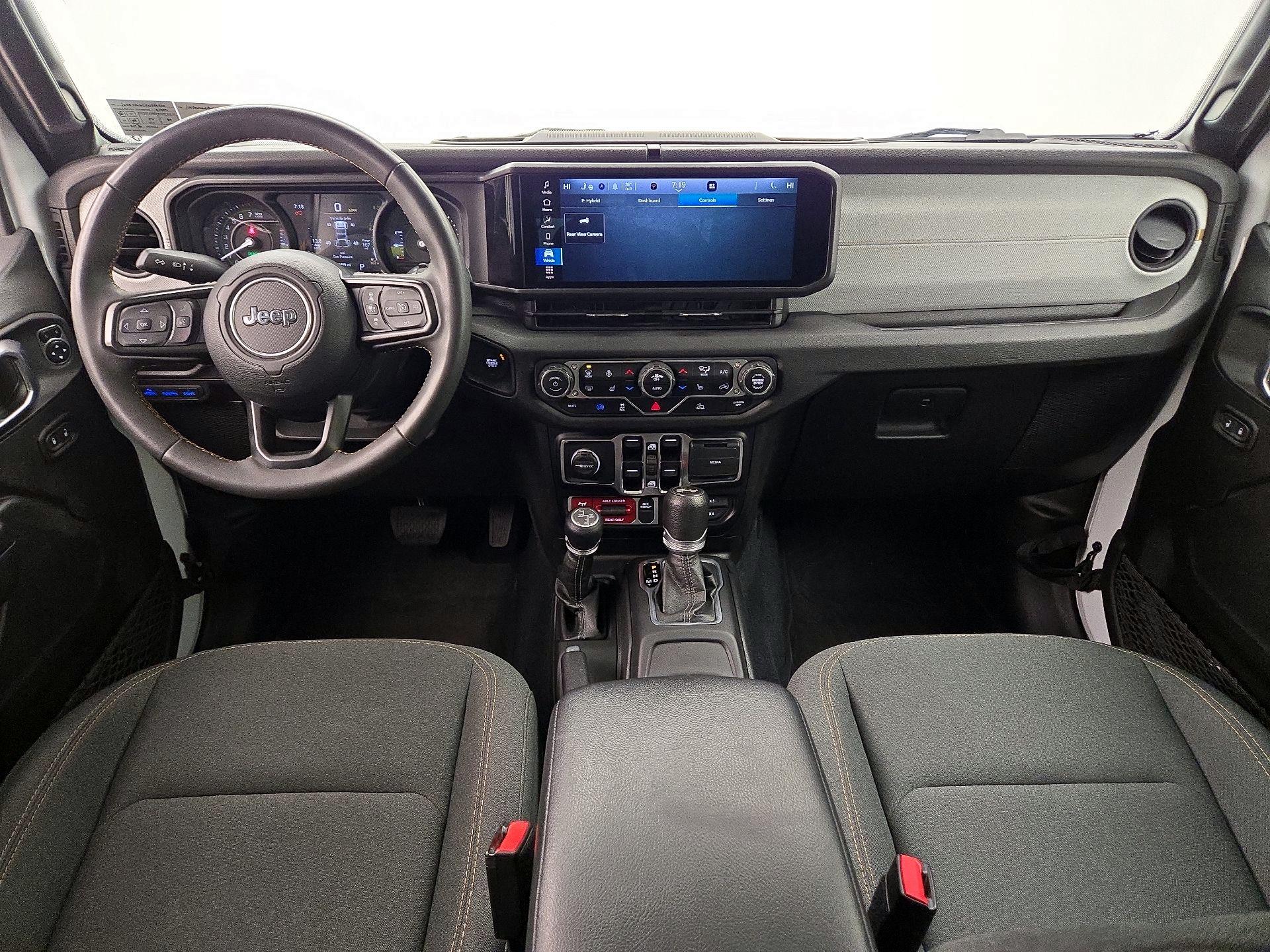 Thumbnail: 2024 Jeep Wrangler - 9