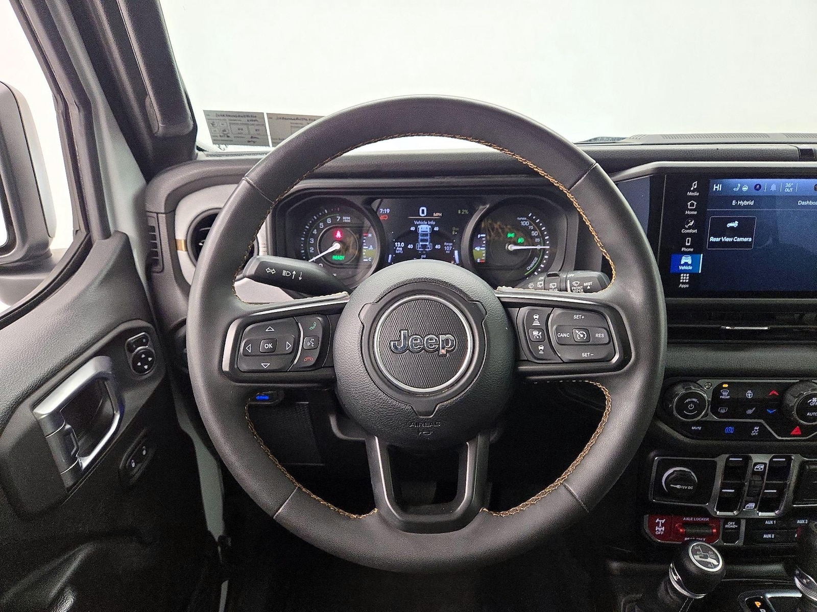 2024 Jeep Wrangler 4xe Willys 4XE - Photo 11