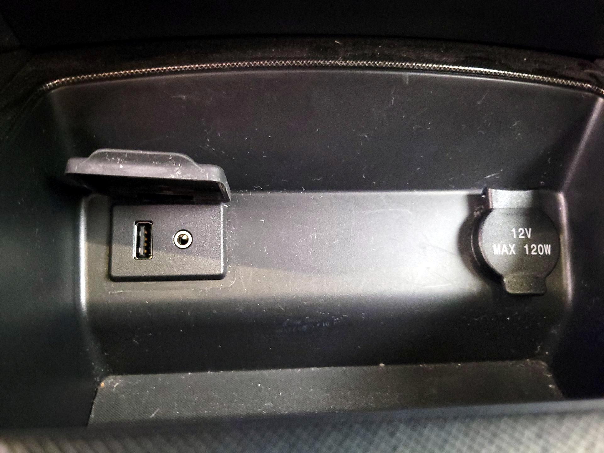 Thumbnail: 2015 Nissan Altima - 19