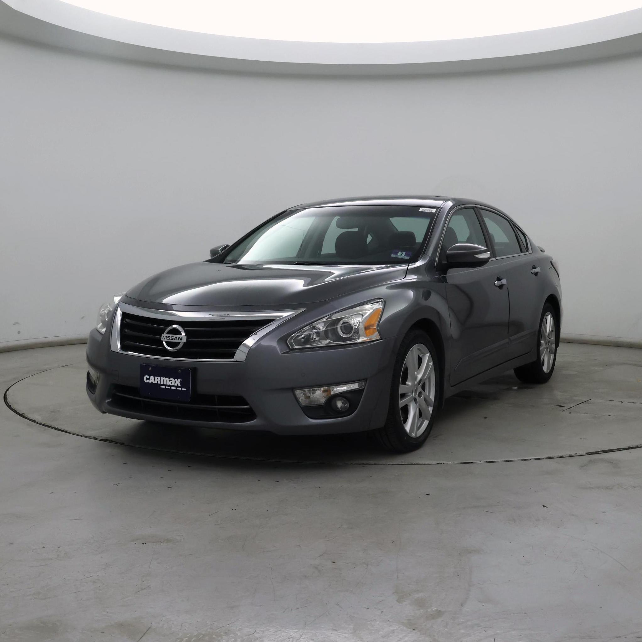 Thumbnail: 2015 Nissan Altima - 4