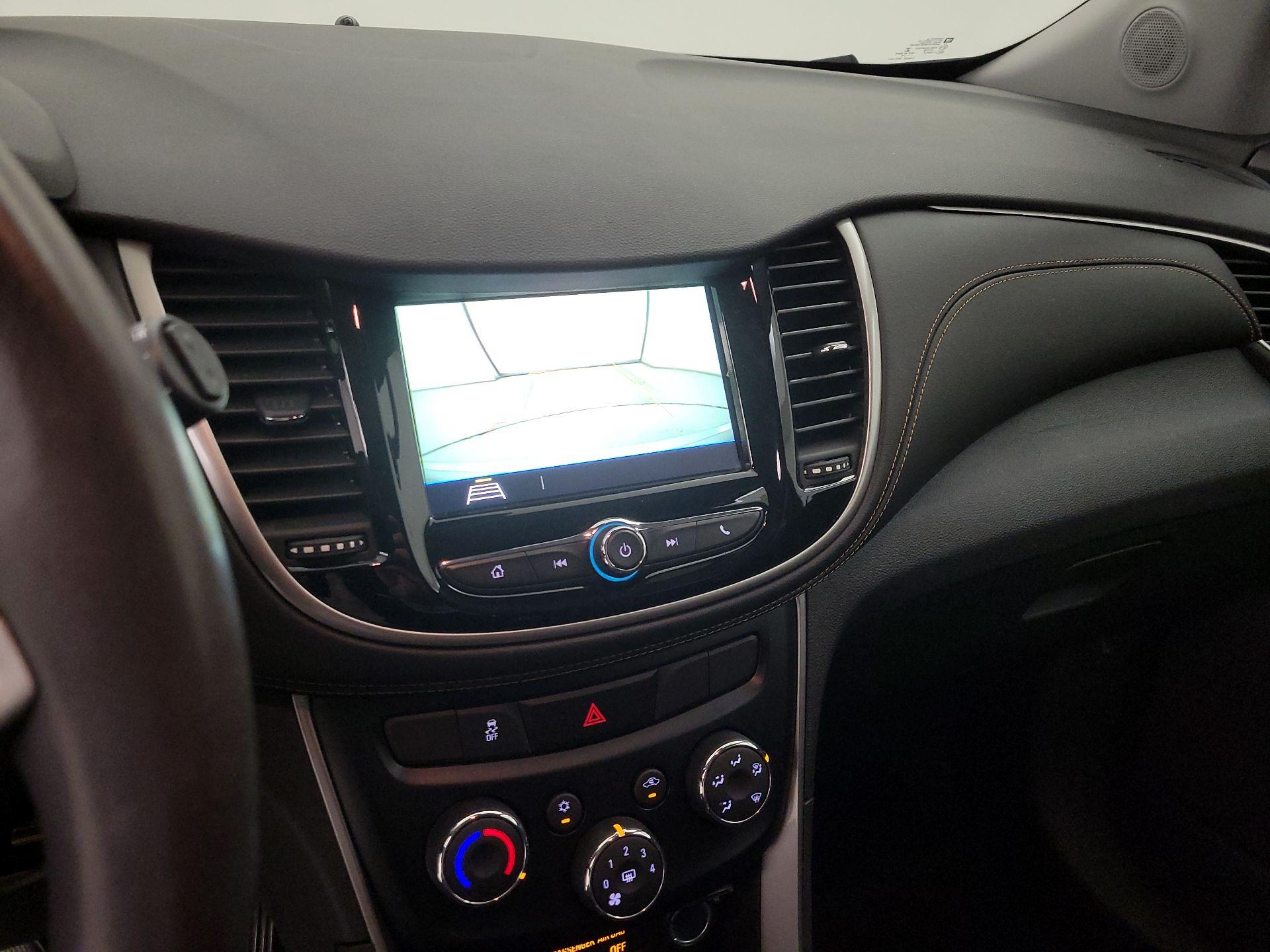 Thumbnail: 2018 Chevrolet Trax - 15