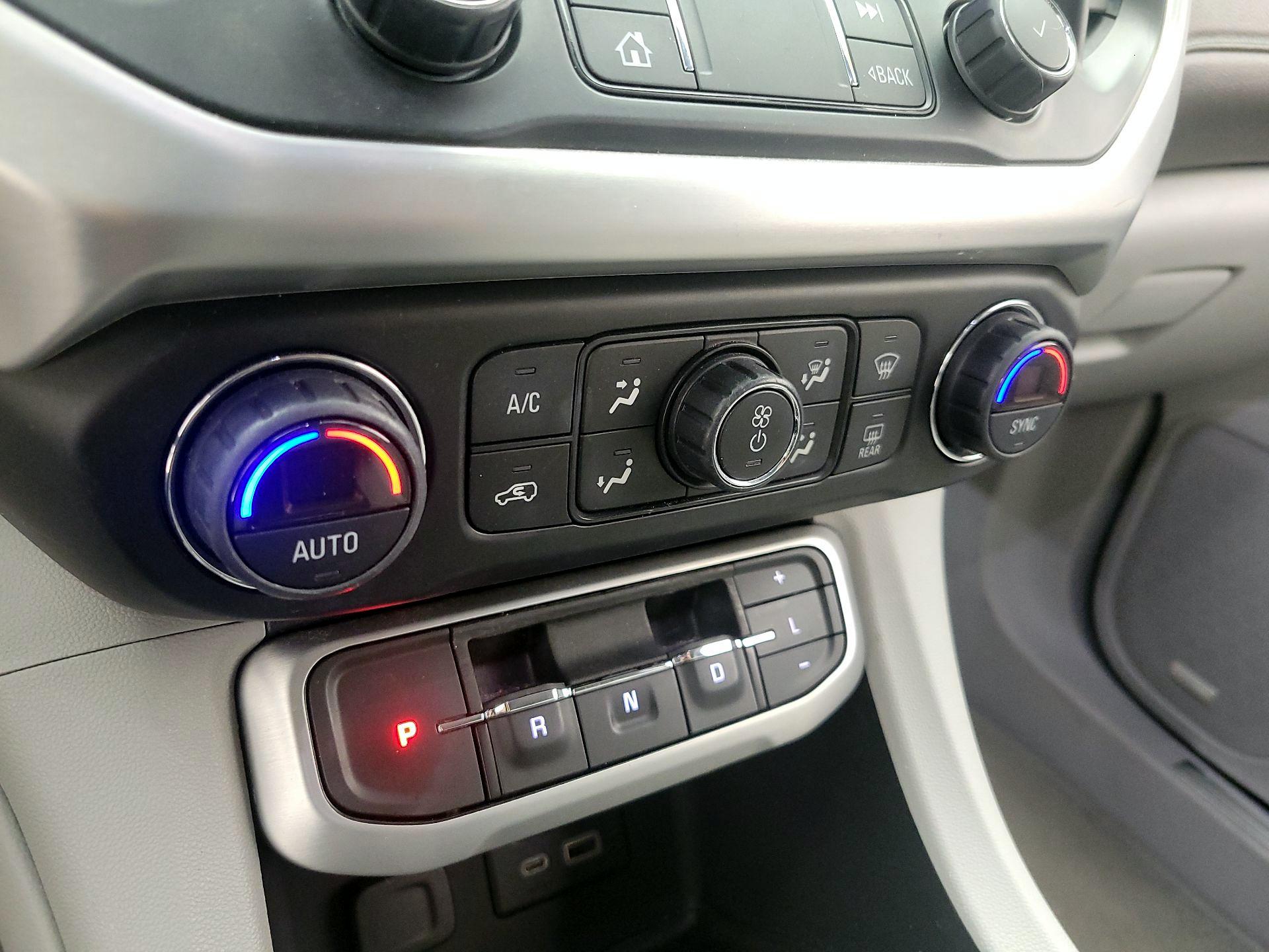 Thumbnail: 2021 GMC Acadia - 17