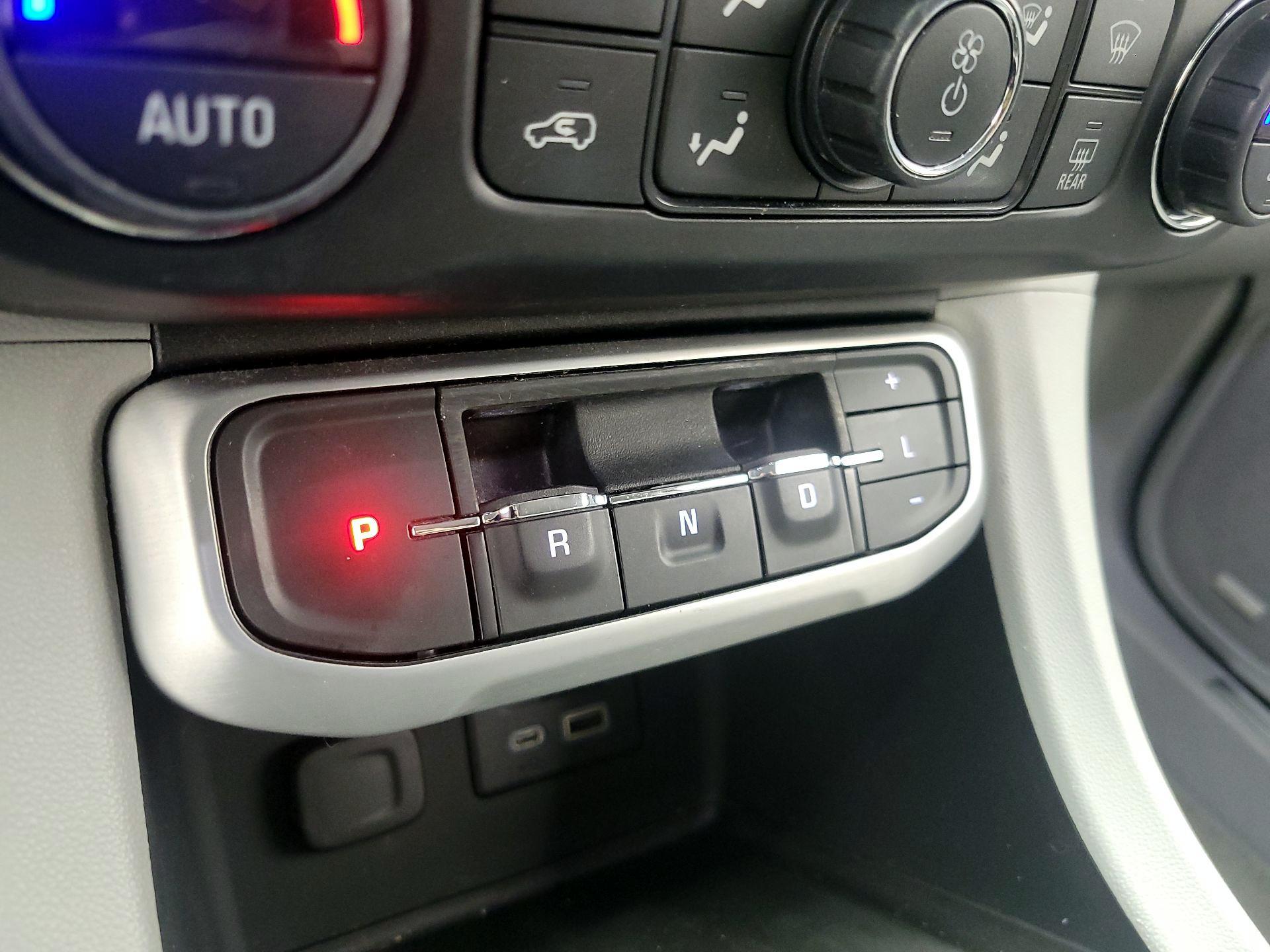 Thumbnail: 2021 GMC Acadia - 18