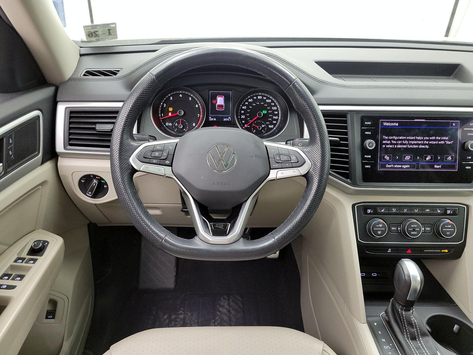 Thumbnail: 2021 Volkswagen Atlas - 10